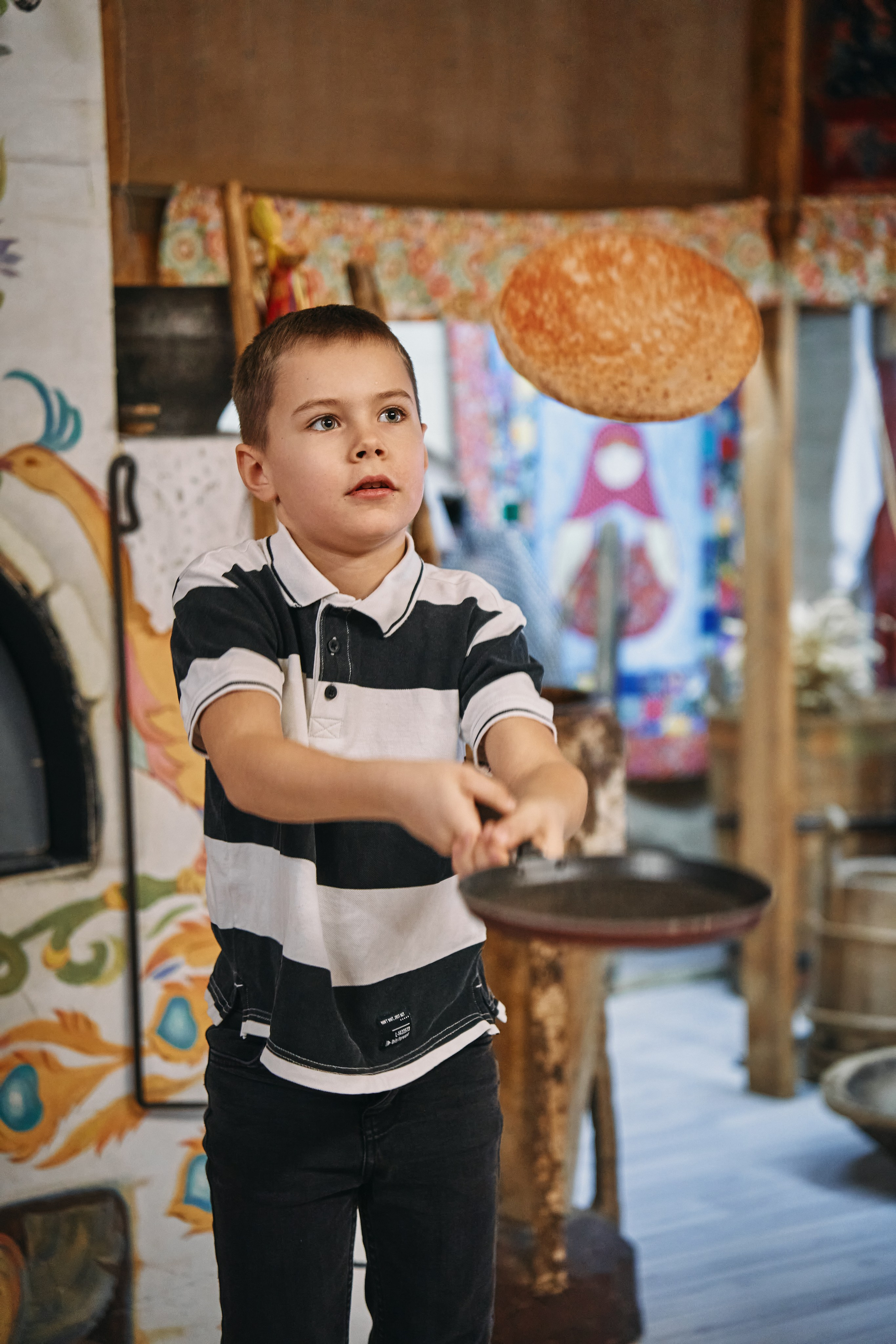 Блины на сковородке детские забавы в музее Жили-были