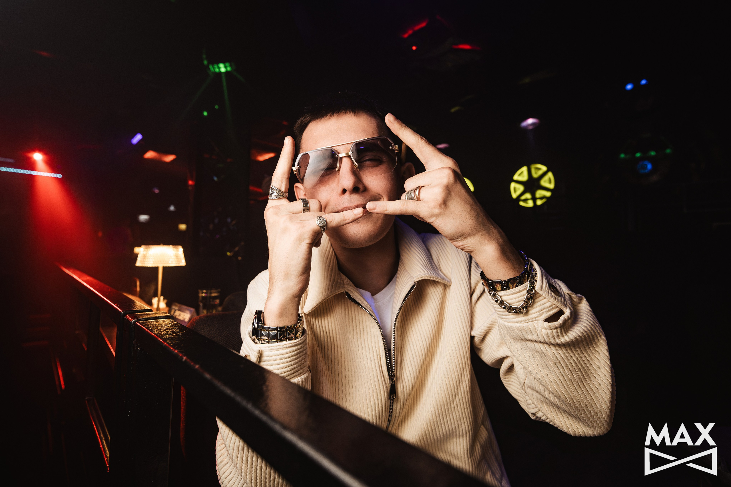 NIGHT CLUB «MAX». Фотограф Великий Новгород Артем Чернецкий