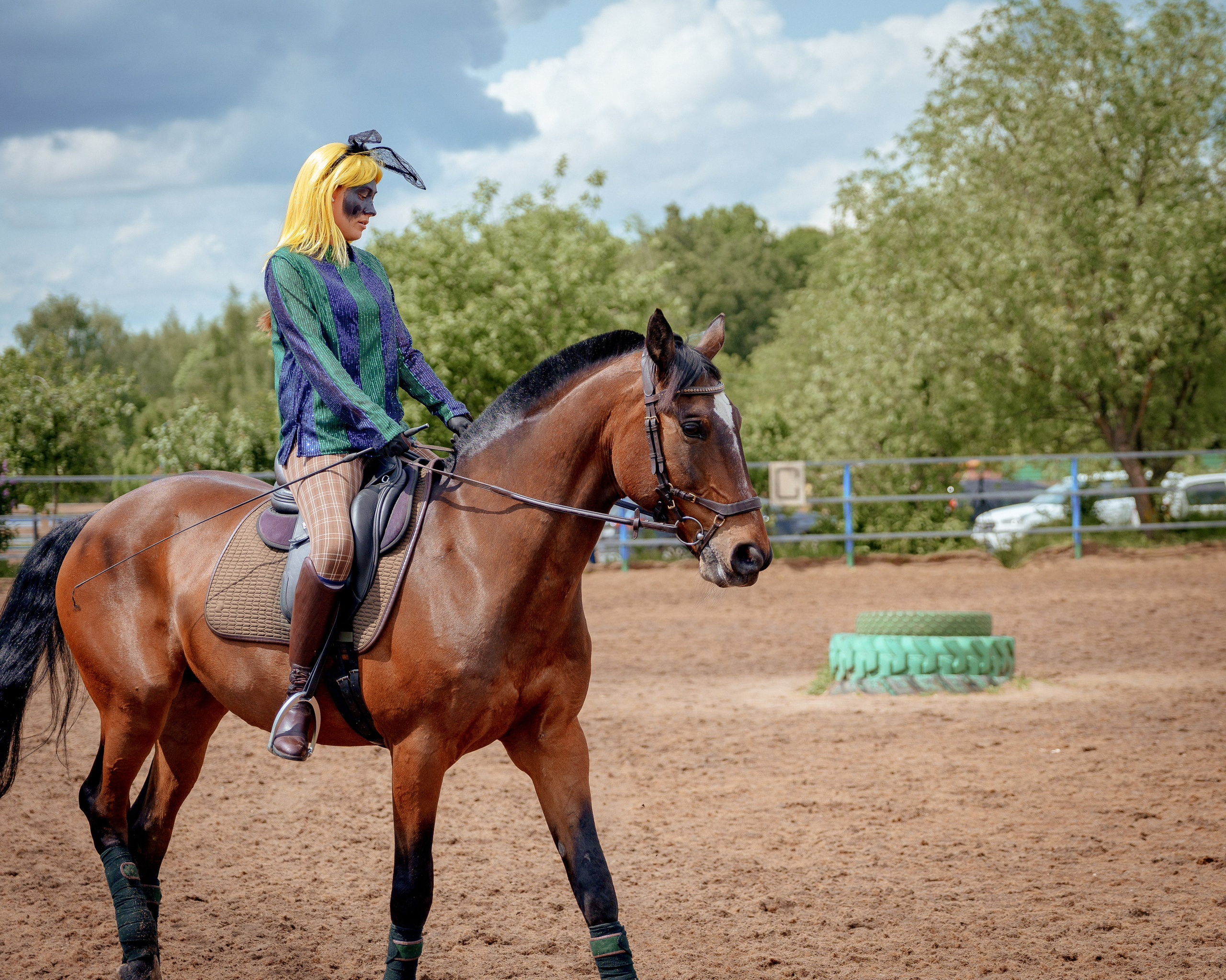 Конный клуб Горки. Портретный и семейный фотограф в Москве/Видное