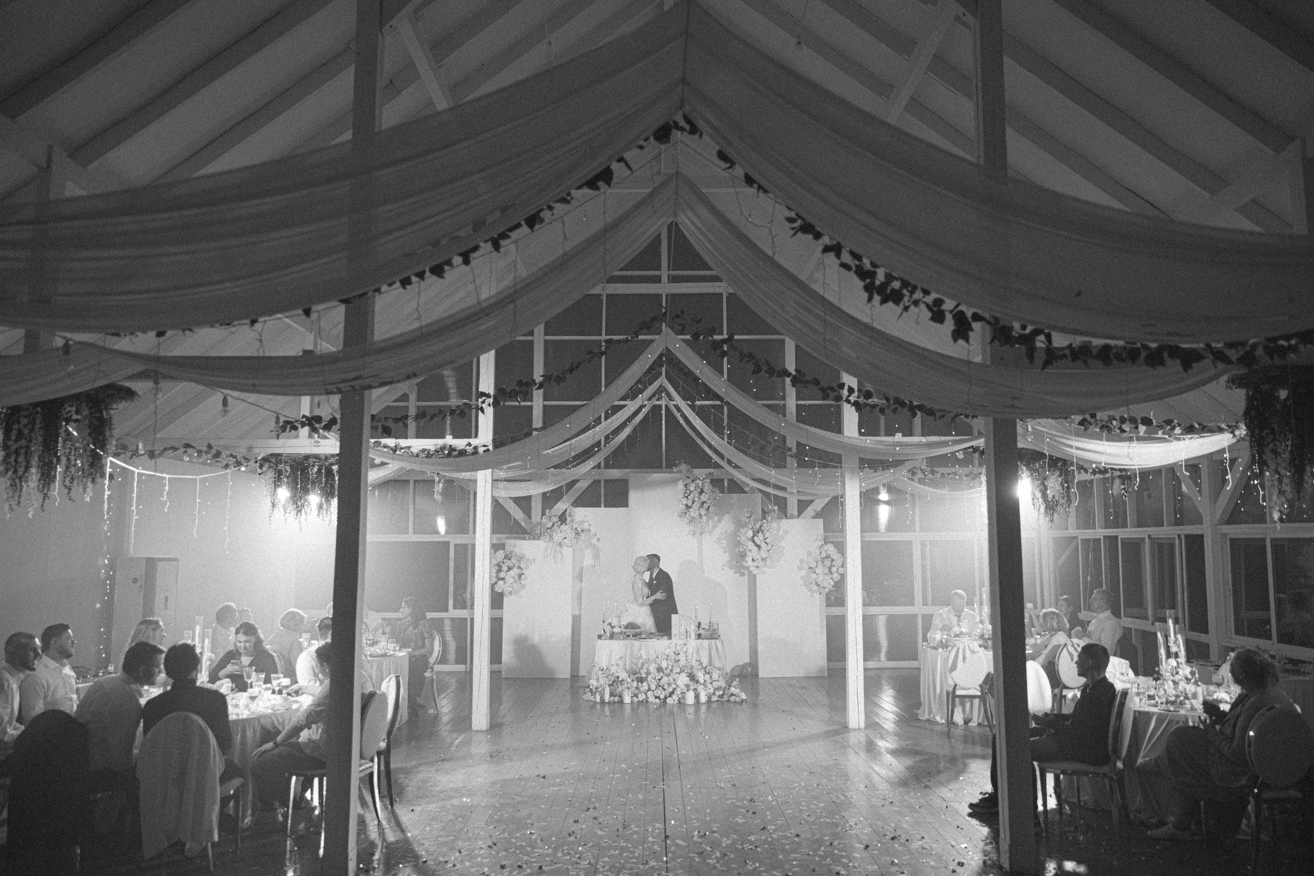 Она сказала — да!. Свадебный фотограф в Москве