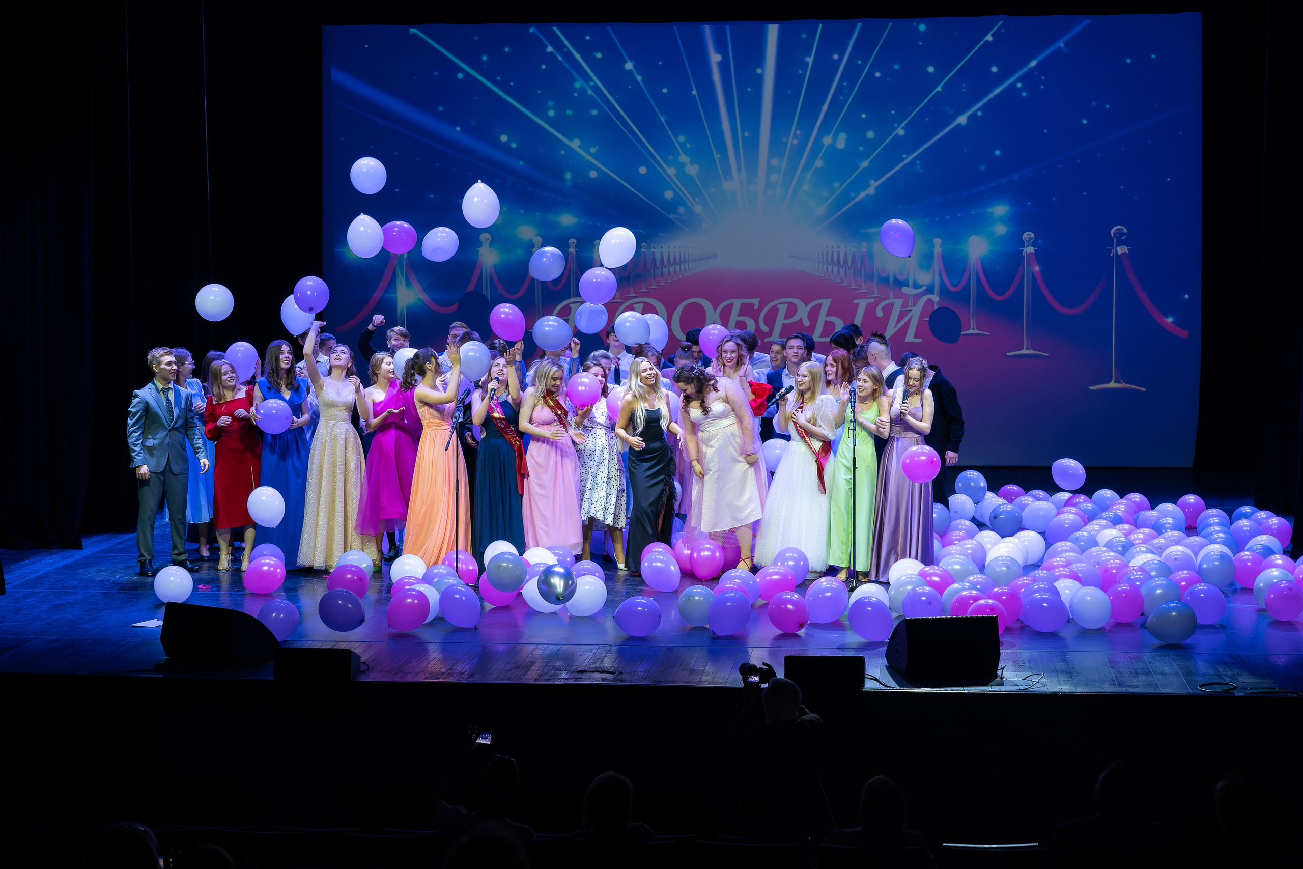 Съёмка на выпускной в школе 1155. «Студия DRONAVT`s» — видеосъёмка и фотография г. Москва