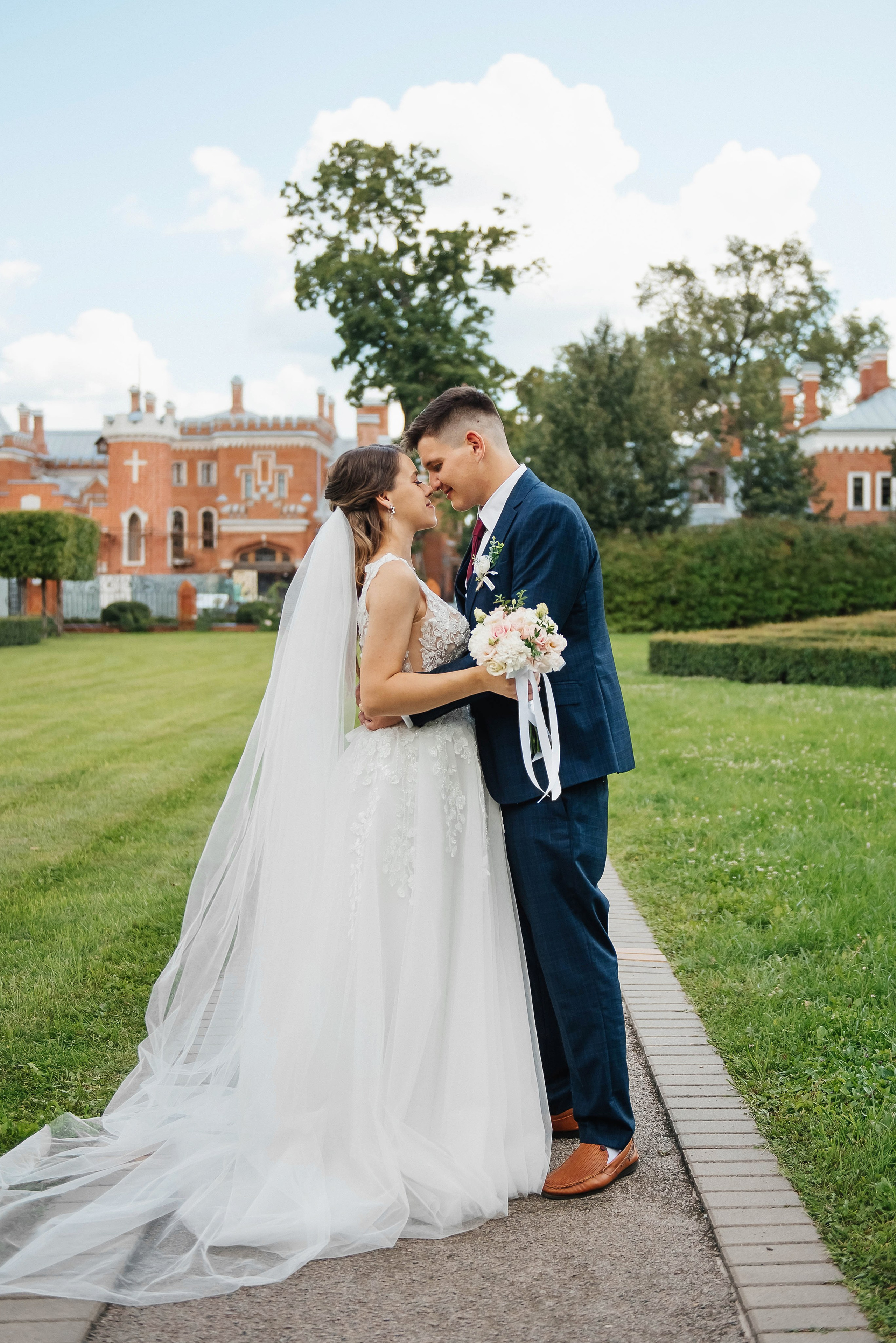 Анонс свадебной фотосессии Александра и Марии. Свадебный и семейный фотограф в Воронеже Алёна Пшеничная