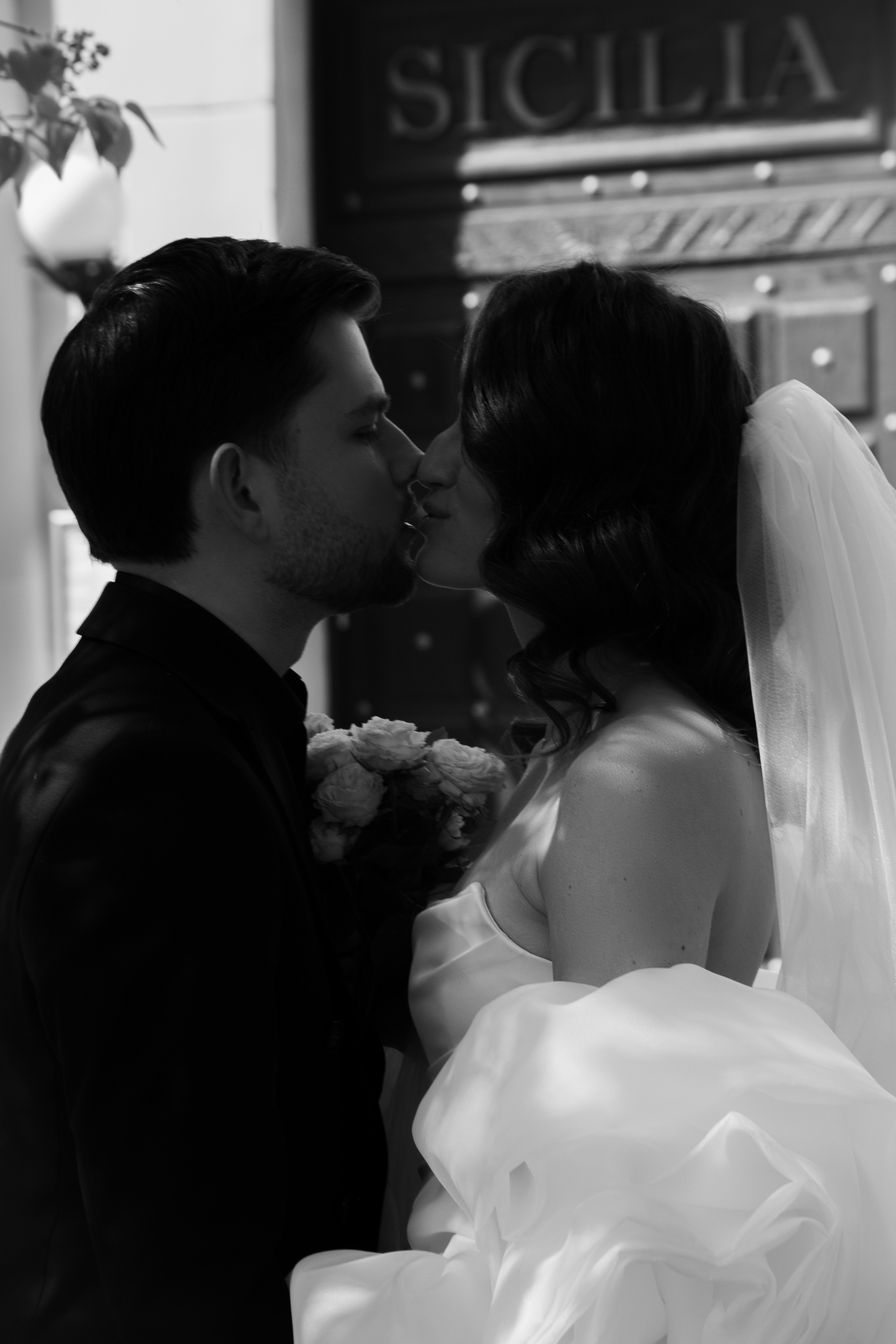 Земля смеётся цветами. Свадебный фотограф Челябинск Полина Чеботарь