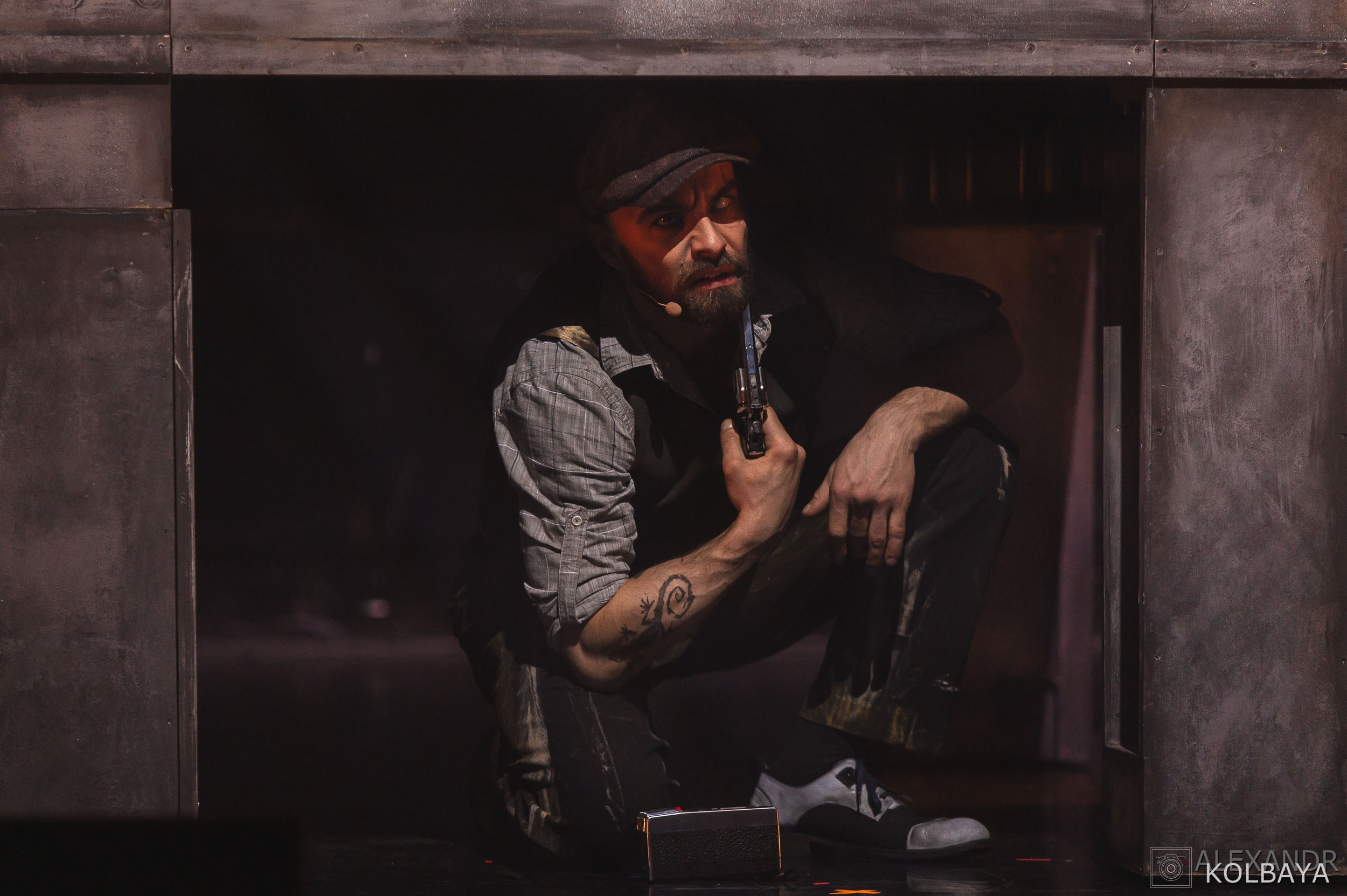 Фотографии со спектакля «Однажды в городе N». Концертный и театральный репортажный фотограф в Москве Александр Колбая