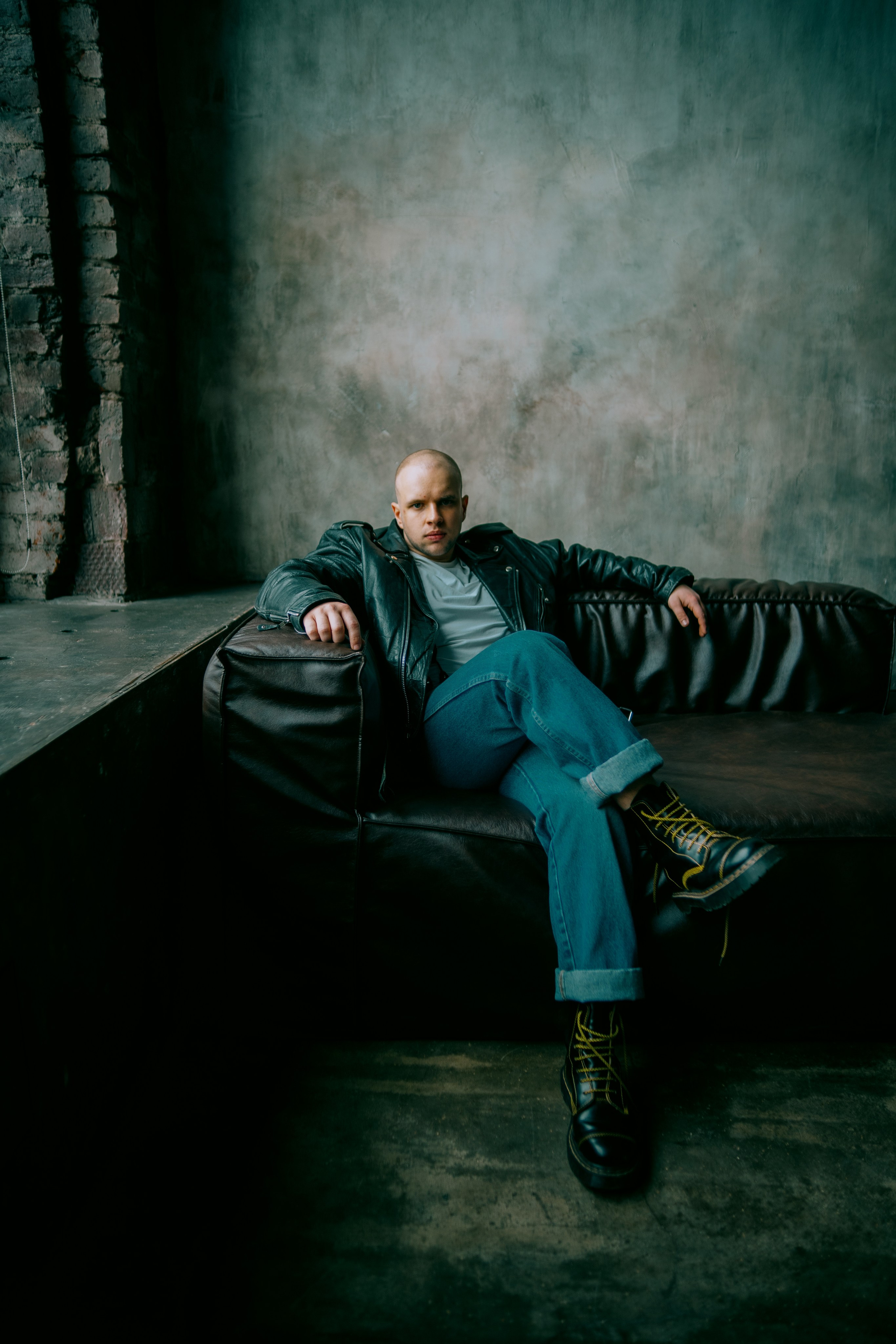 Кирилл студия