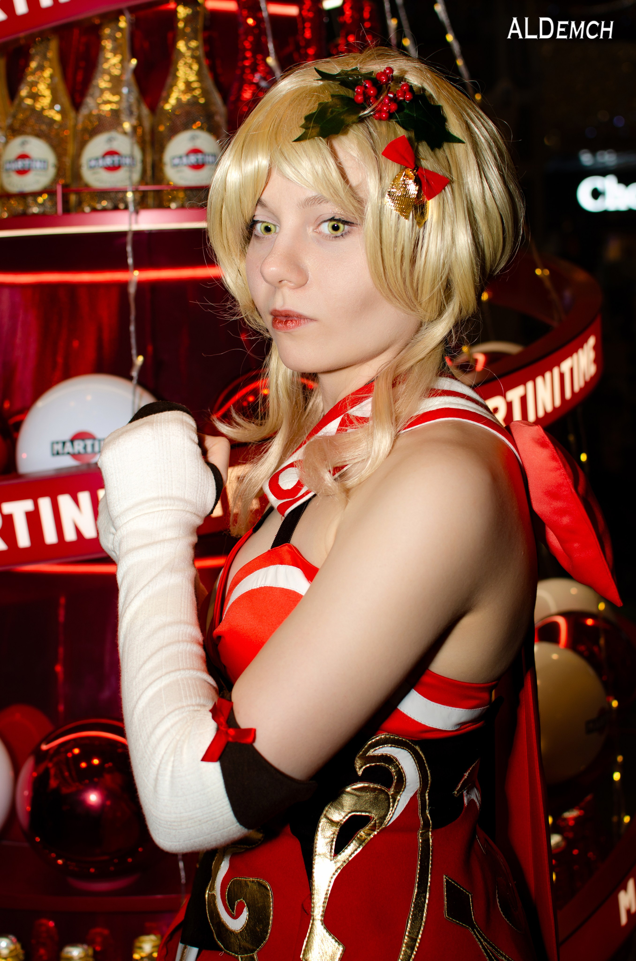 Аниме картинки персонажей и косплей фото в России Москве