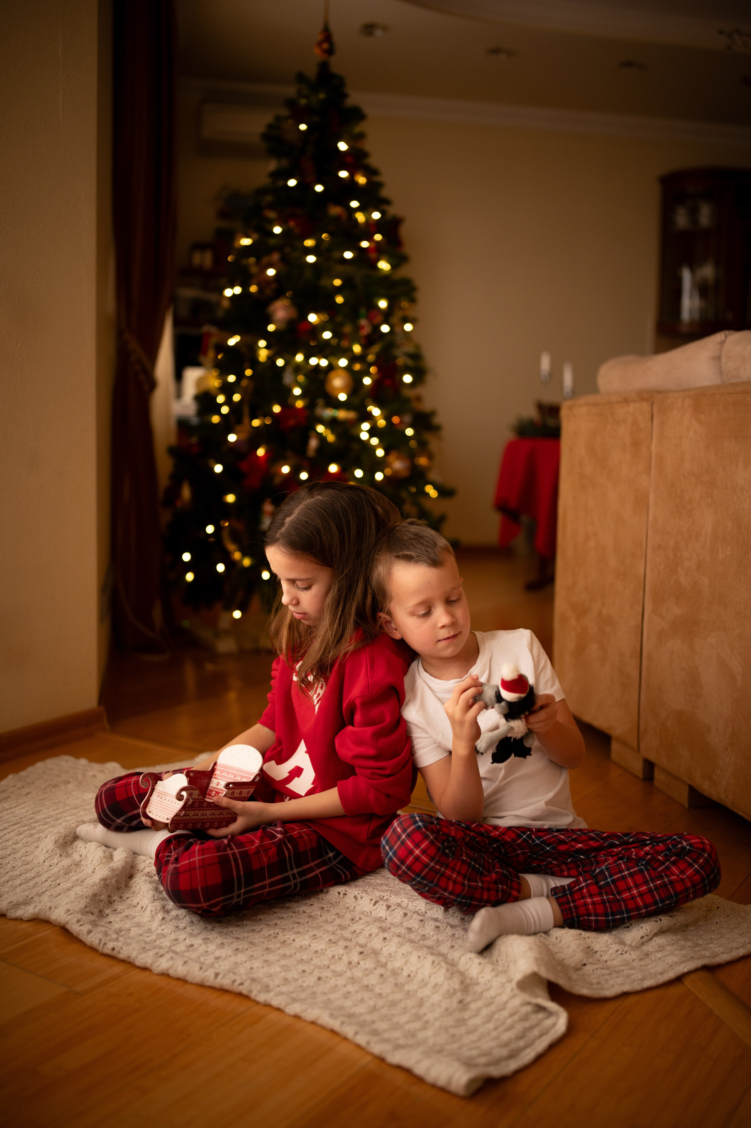 Новогодние съёмки дома. Семейный и детский фотограф в Москве Анна Оськина
