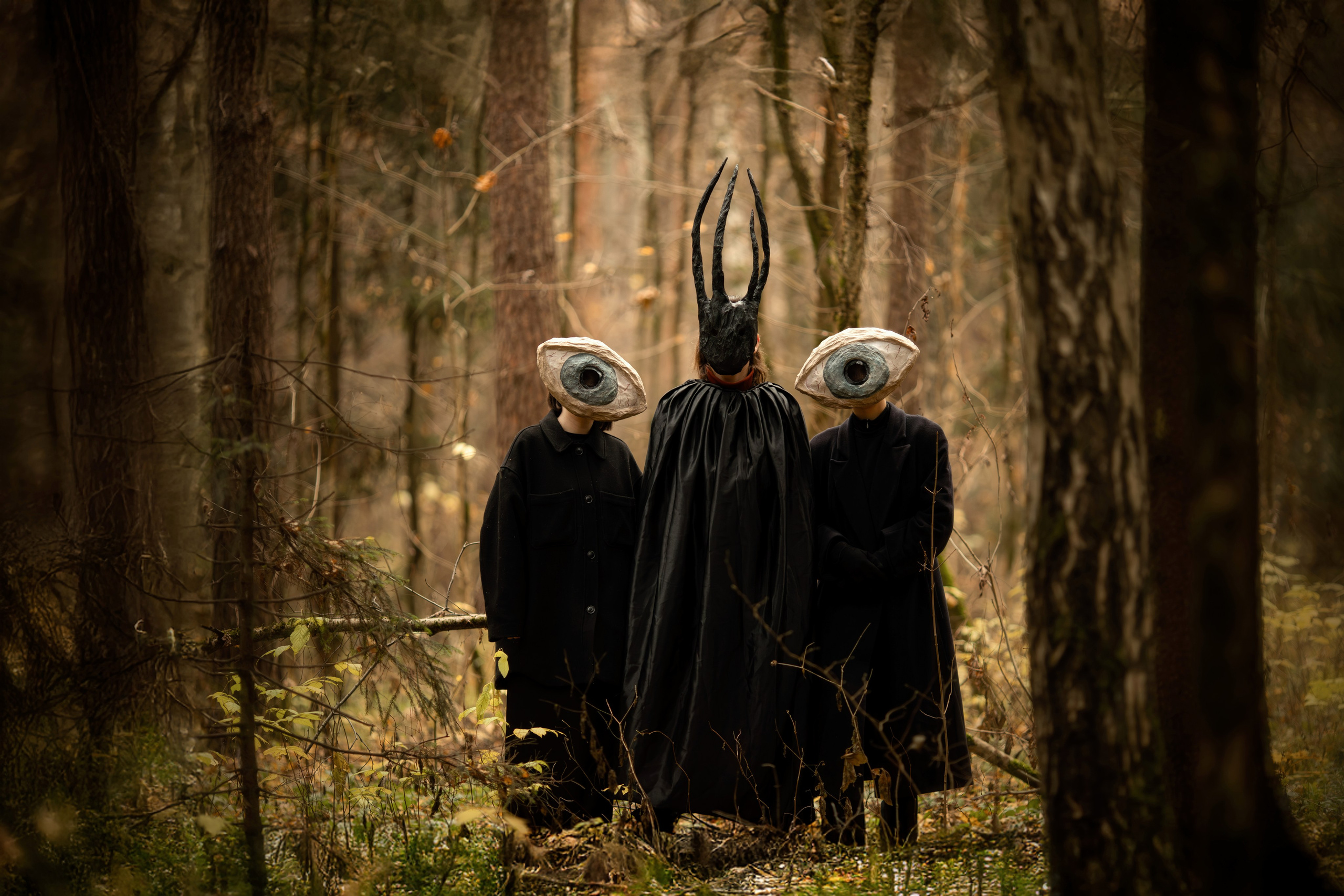 Фотопроект «Духи леса» — маски из папье-маше, свет и тишина природы. Фотограф Анна Грошикова — авторская съёмка на рассвете и закате в Москве, Мытищах, Солнечногорске и Московской области