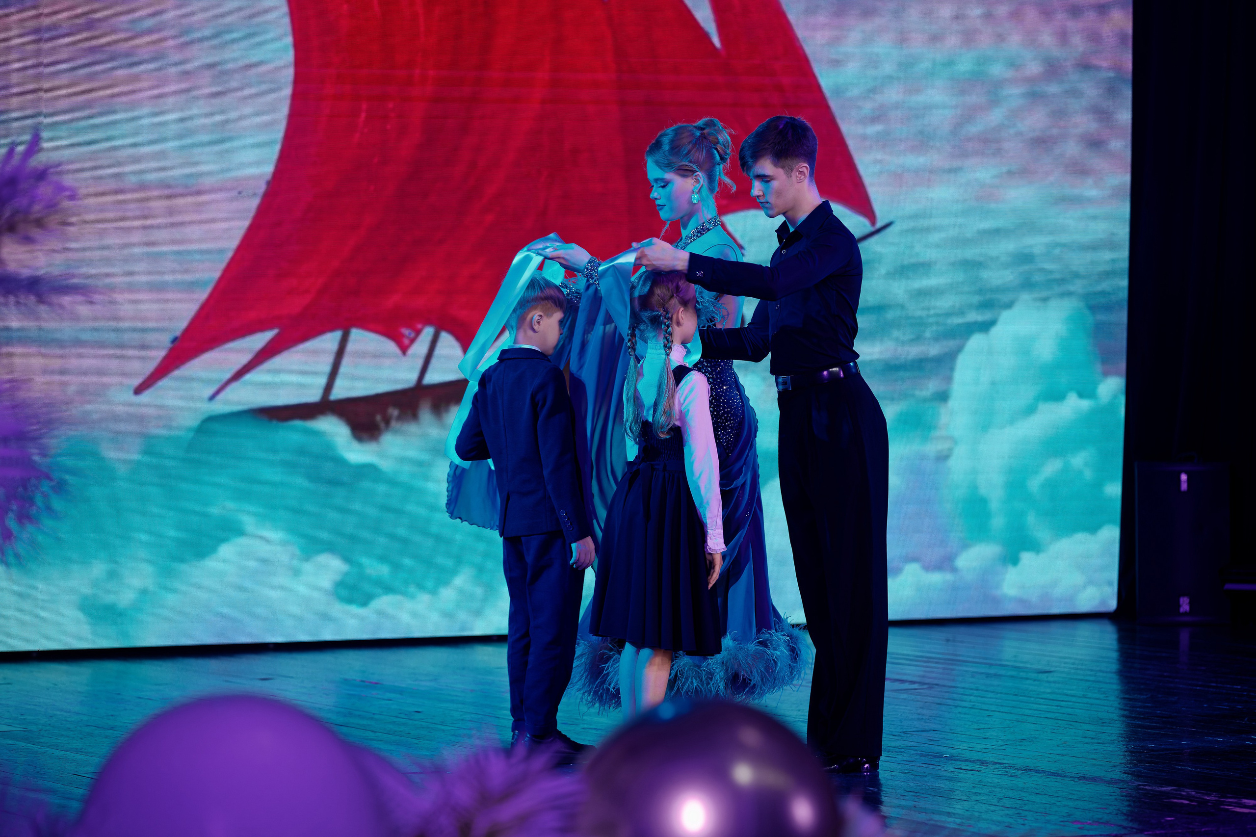 Выпускной школы 56 11Б. Семейный фотограф — Макс Белогрудов