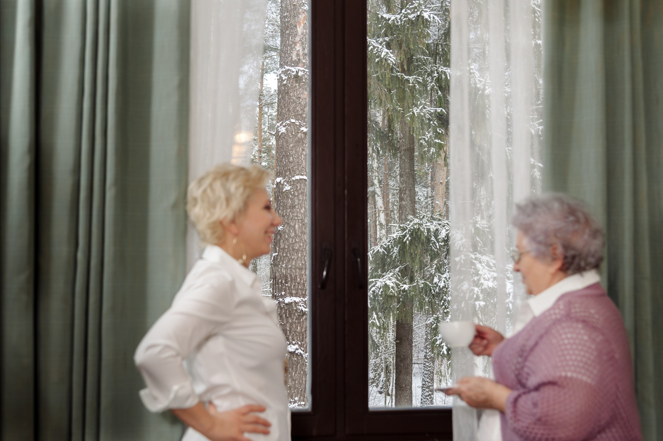 Общие увлечения на семейной фотосессии дома. Семейный фотограф в Москве Елена Снегирева