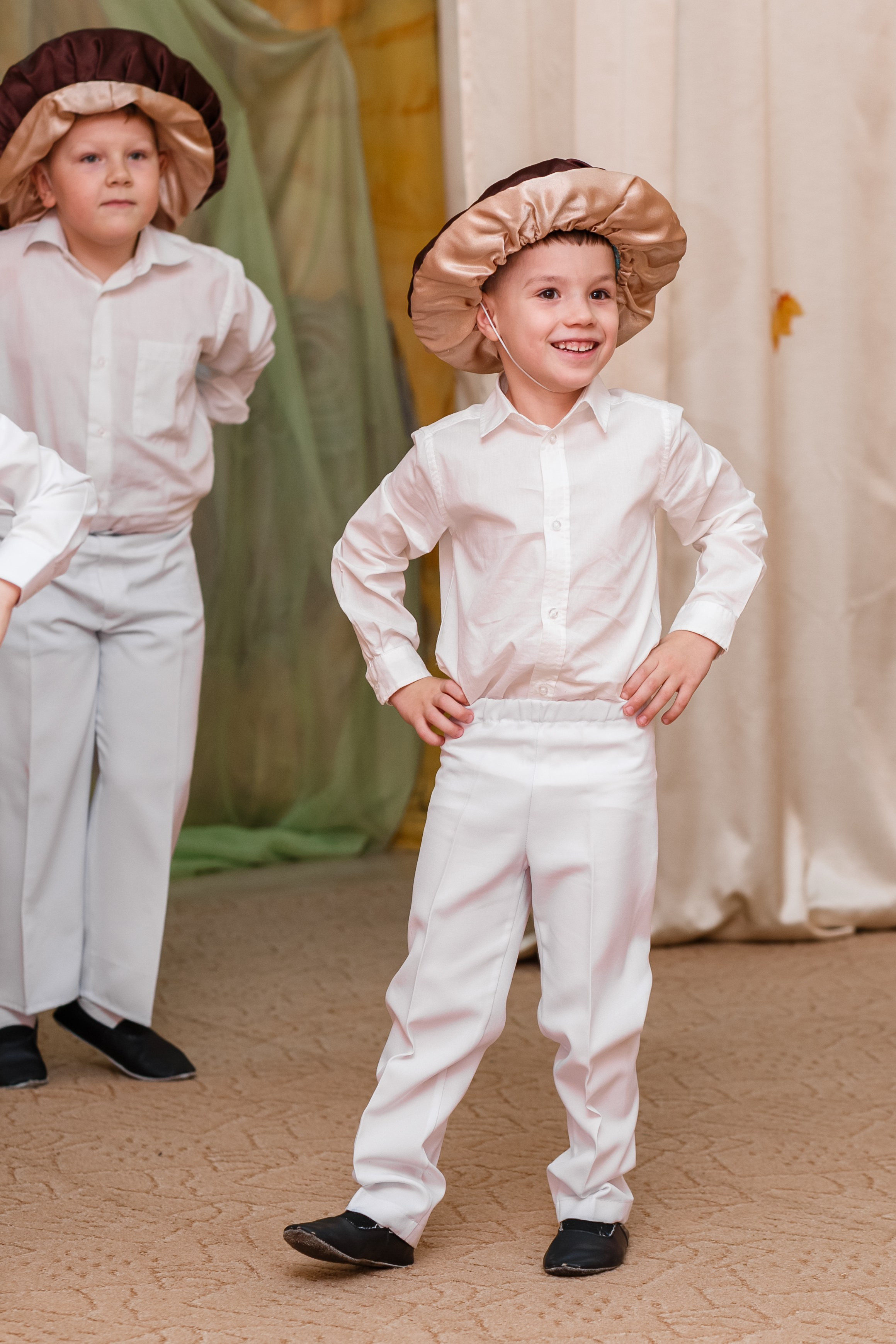 Детский сад \ осенний утренник. Фотограф в  г. Новосибирск