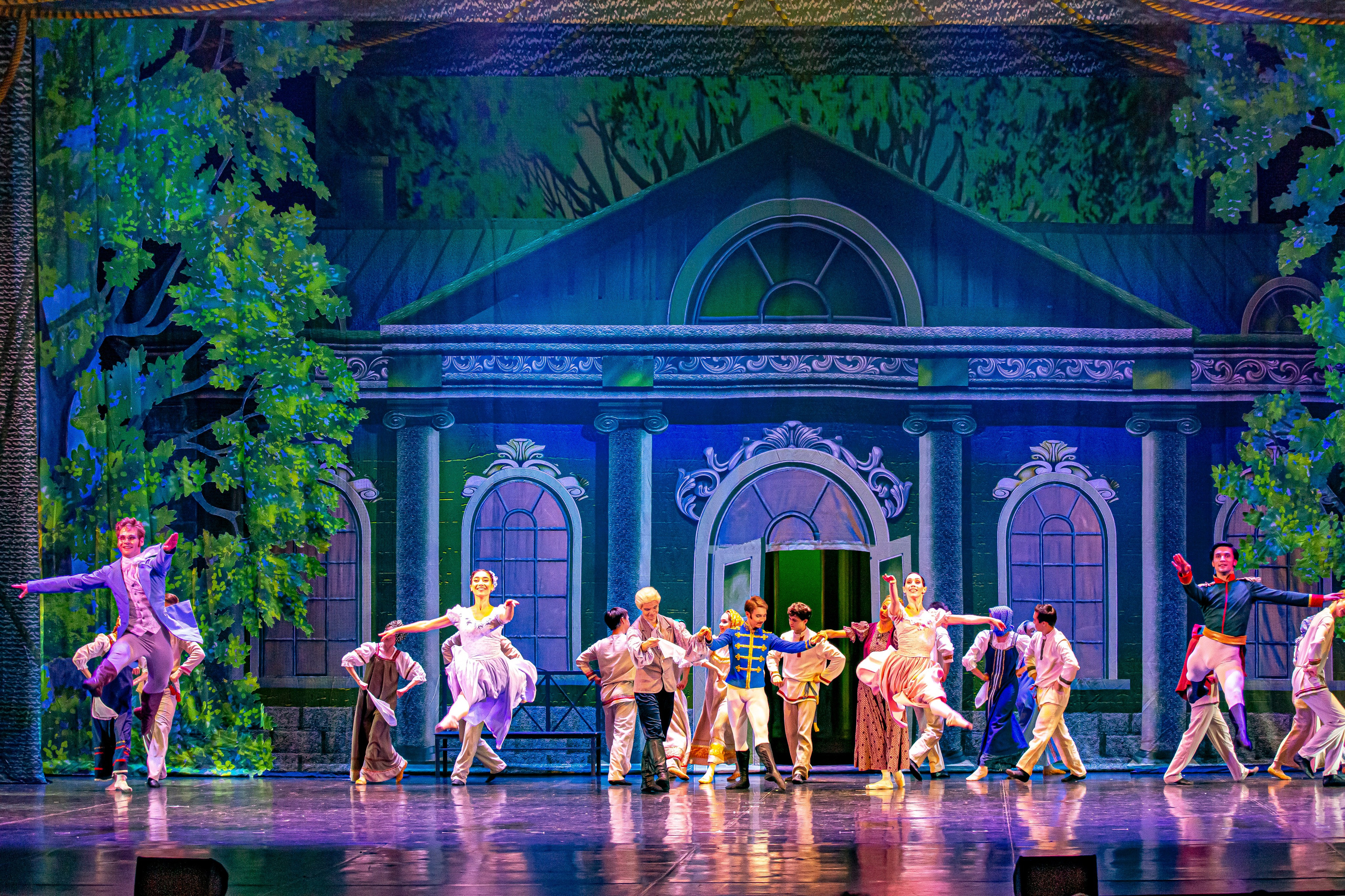 Война и Мир балет Марийского театра оперы и балета на сцене Зимнего театра г. Сочи премьера. Фотограф в Сочи Юрий Шептаев