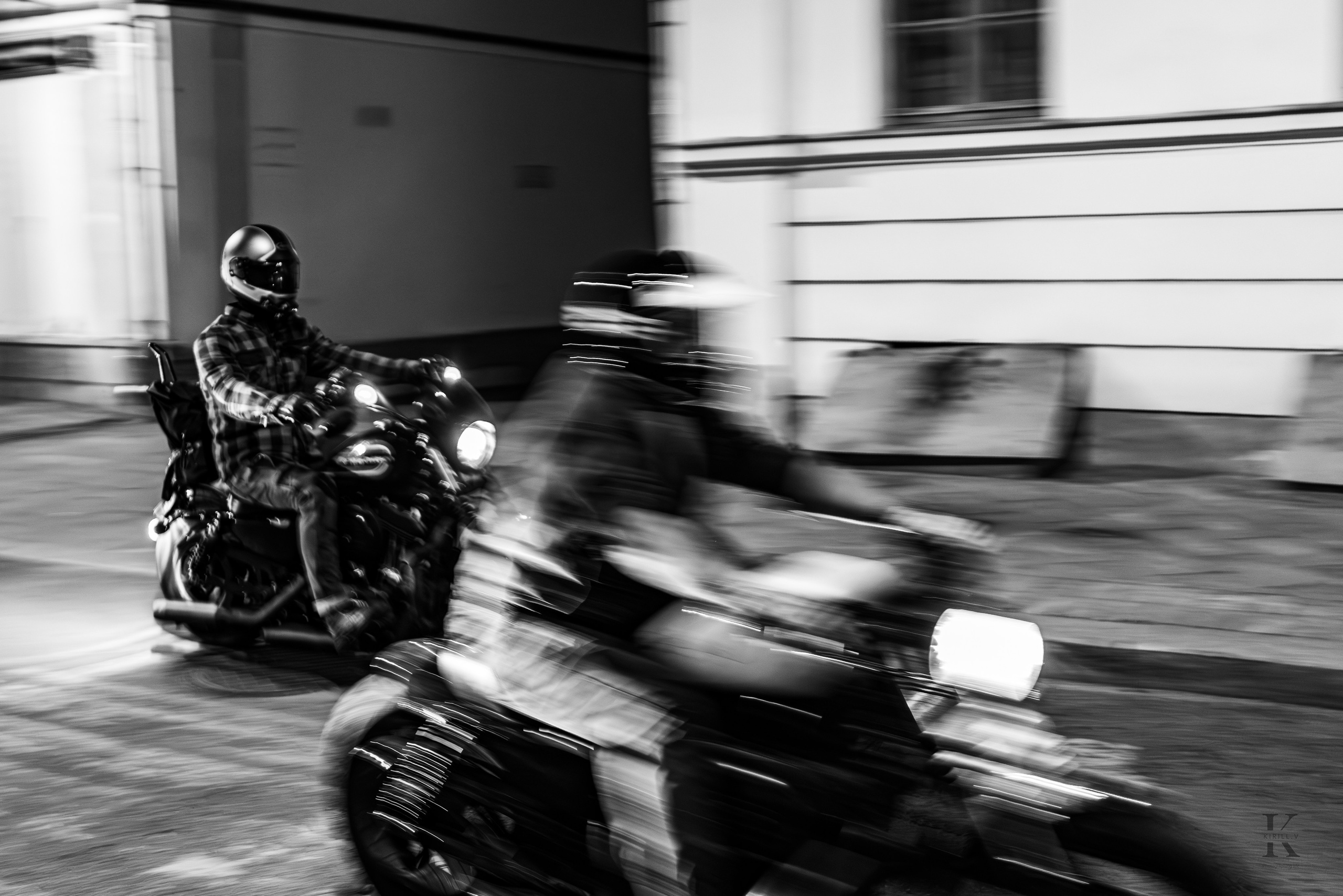 Москва. Август 2025 года. Кузнецкий мост. Люди, детали. Фотографирую жизнь! Московский фотограф волонтер