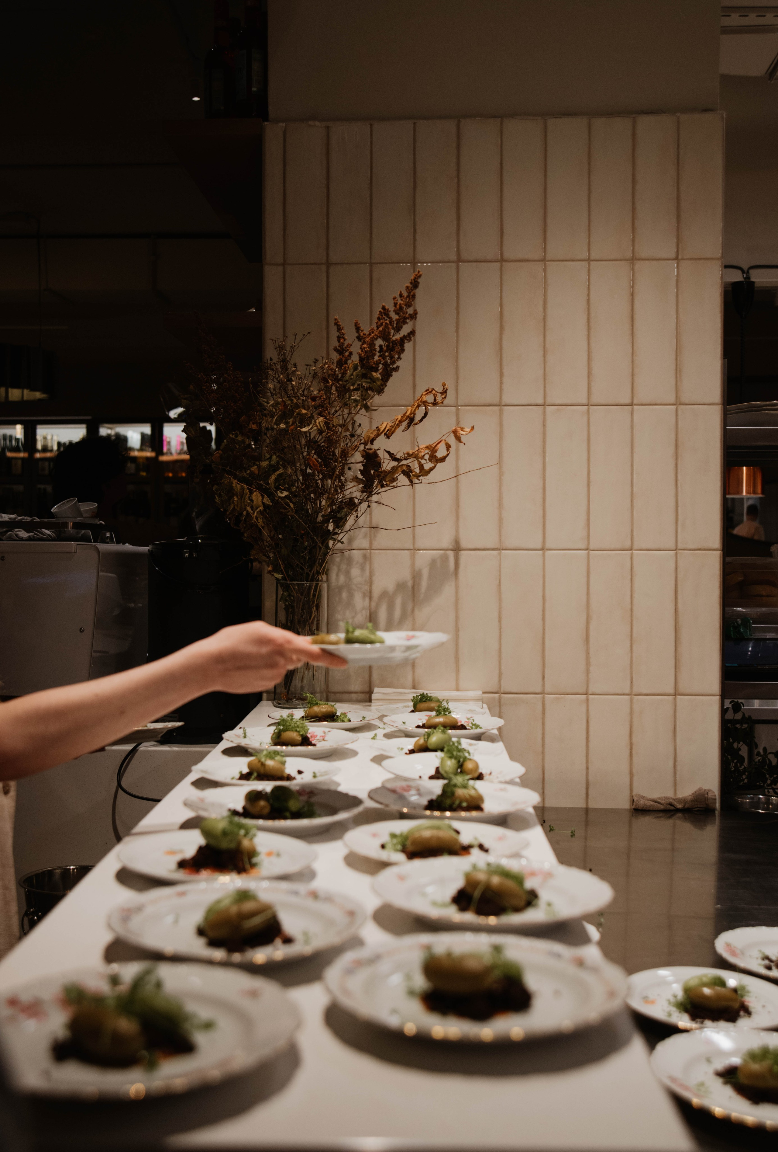 Шеф-тейбл в ресторане La Volte. Ксения Glossa. Портретный и репортажный фотограф в Самаре