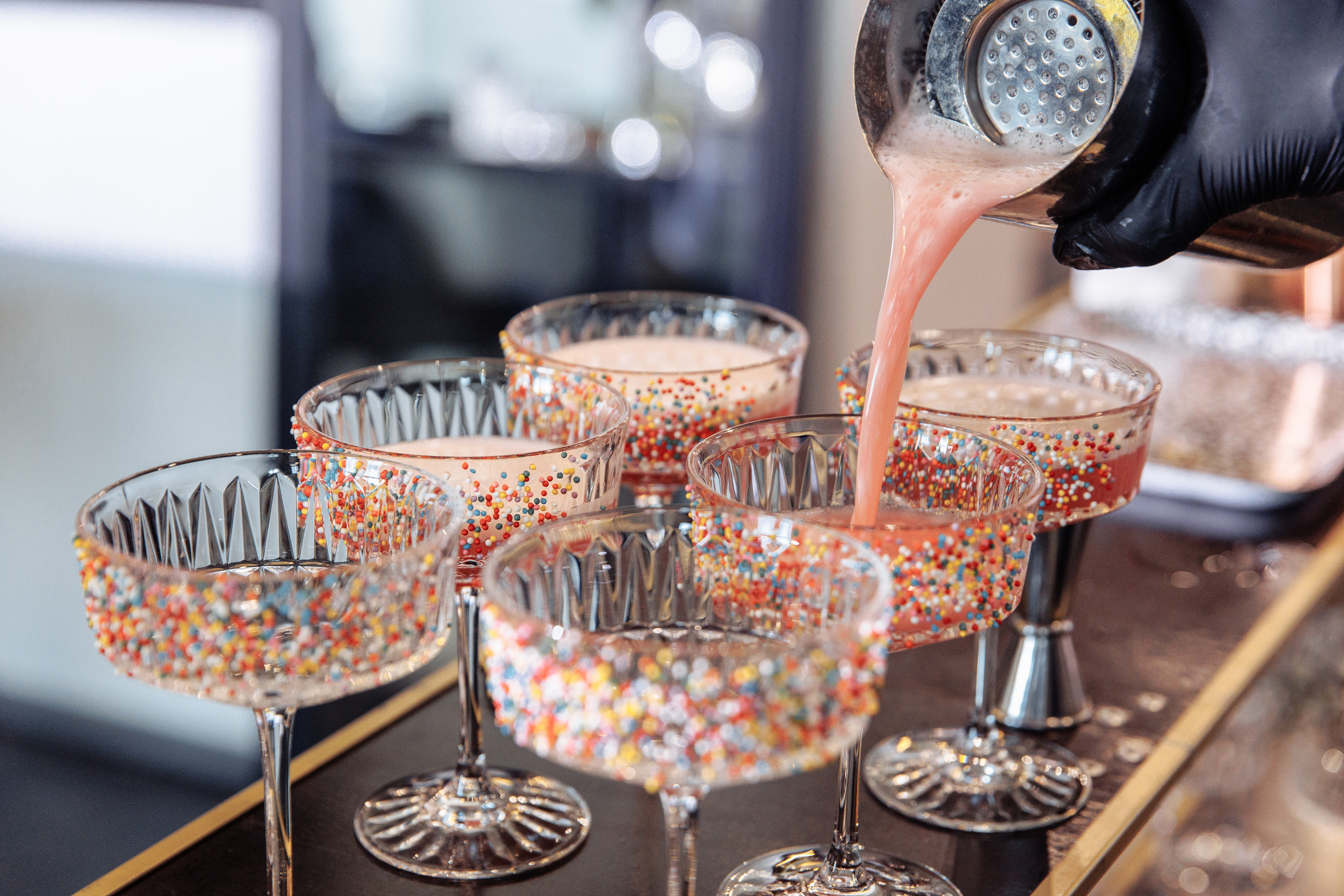 Праздничные коктейли. Цветокоррекция Victory photo