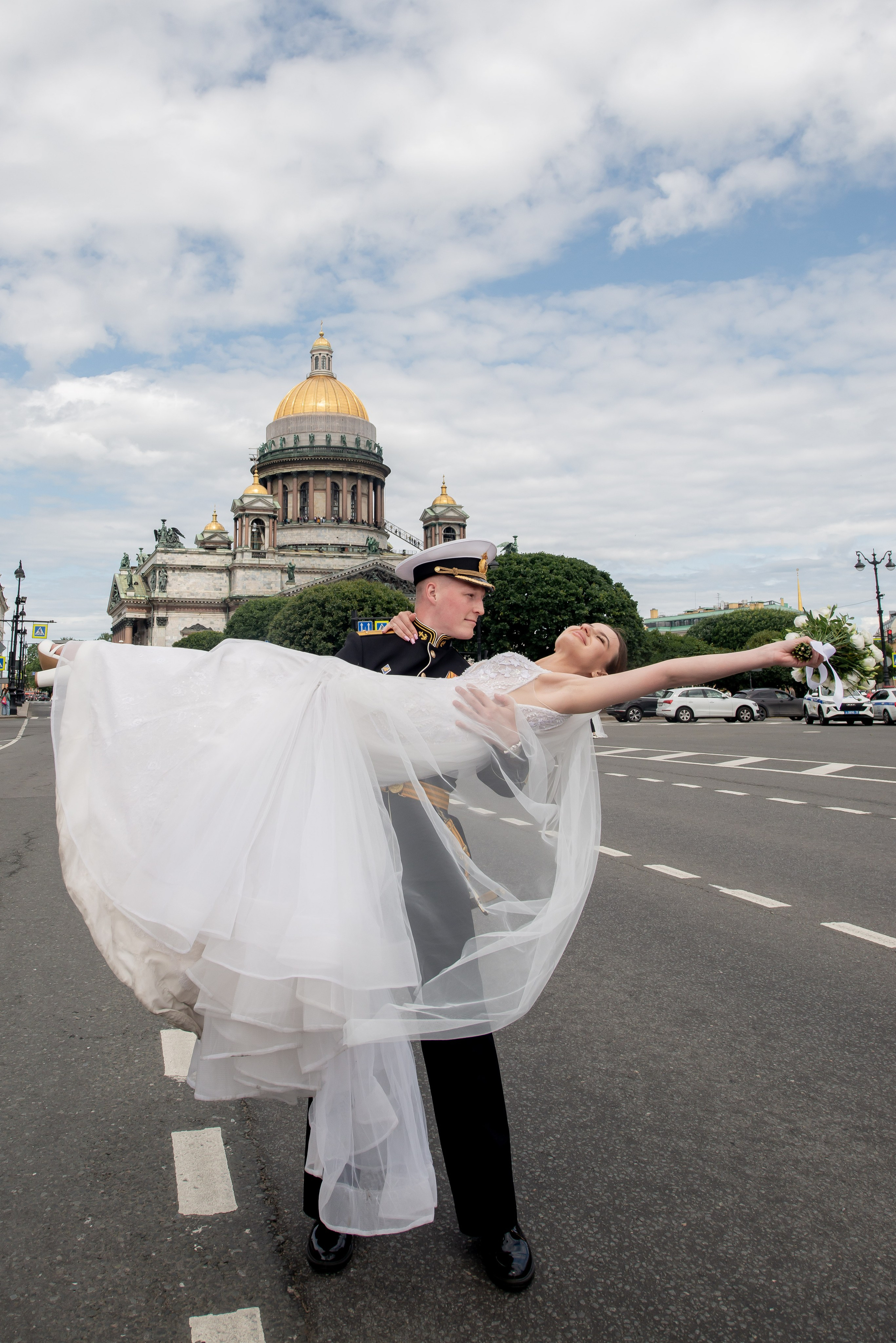 Елизавета и Максим (фотосессия у Дворца Штиглица, набережная Мойки и у Законодательного собрания). Портретный, семейный и свадебный фотограф в Санкт-Петербурге и в Пушкине Ширяев Денис