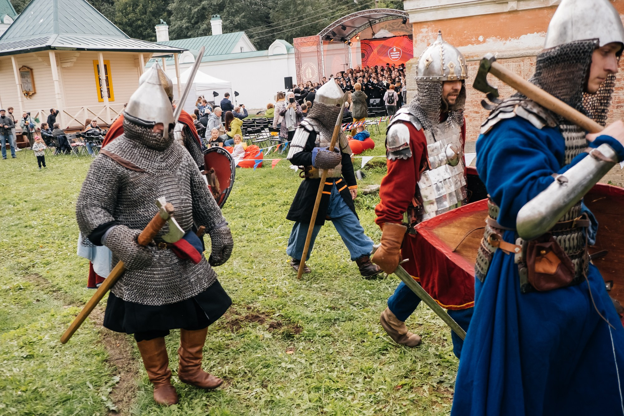 Всероссийский форум «12 подвигов Александра Невского» | Старая Ладога 2021. Репортажный фотограф в Санкт-Петербурге СПБ Алиса Ческидова на ваше мероприятие