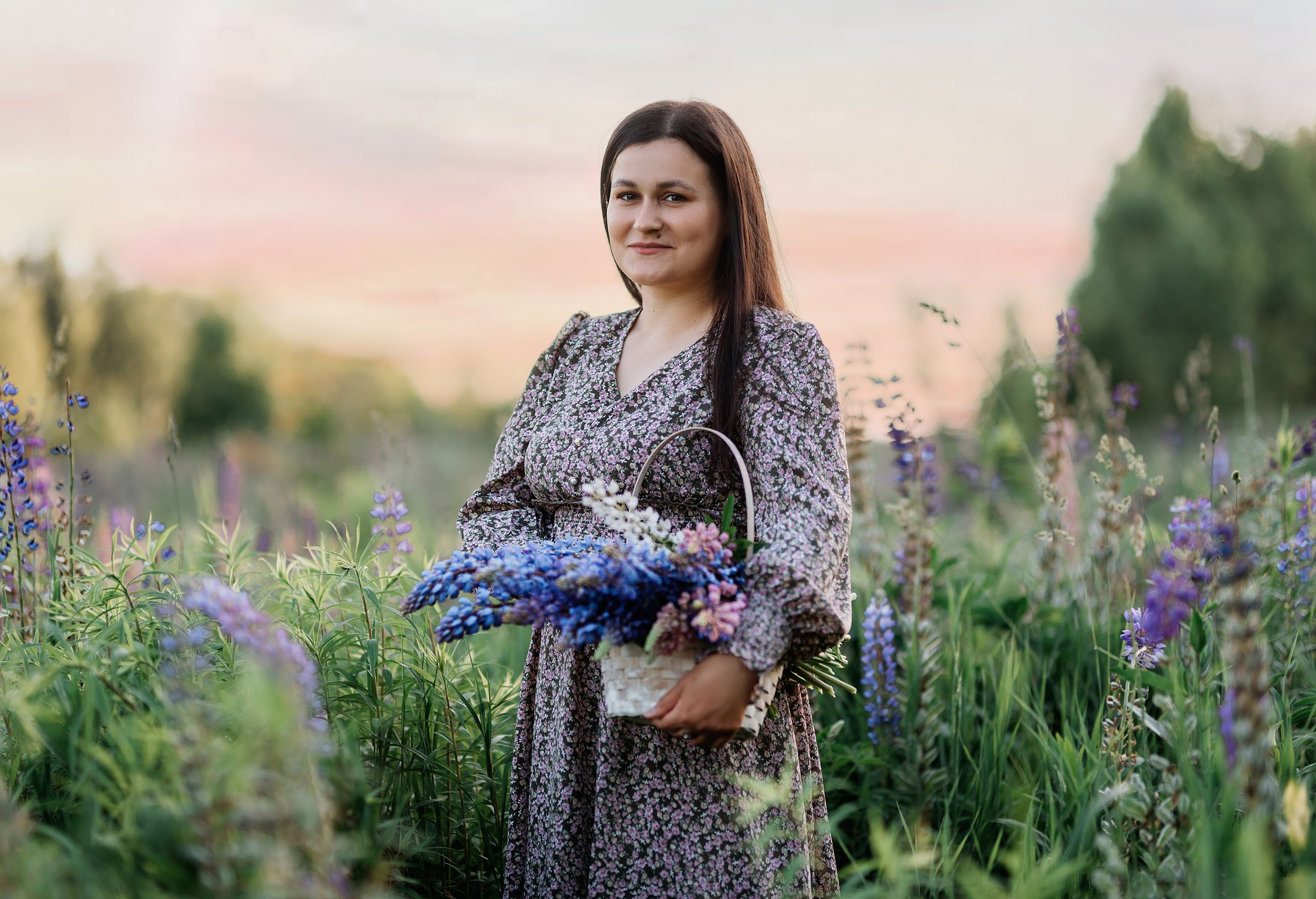 Анна в люпинах. Свадебный и семейный фотограф в Туле Ксения Сильвер