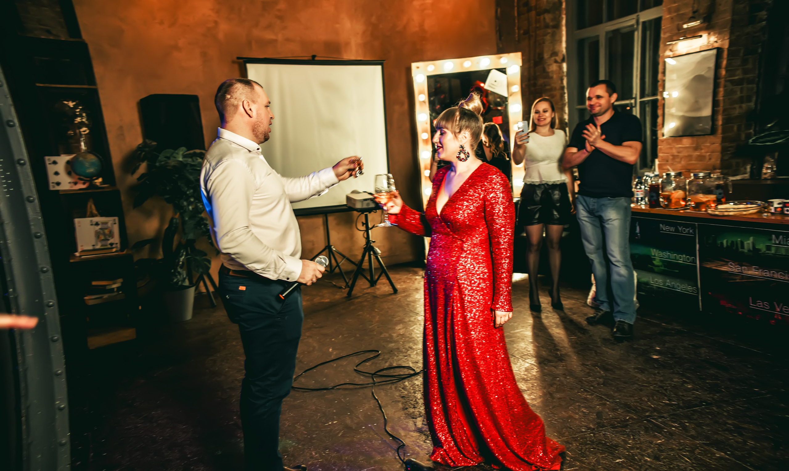 Тематическая вечеринка на юбилей 35 лет. Свадебный, семейный, детский, контент фотограф в Омске Максим Ильин