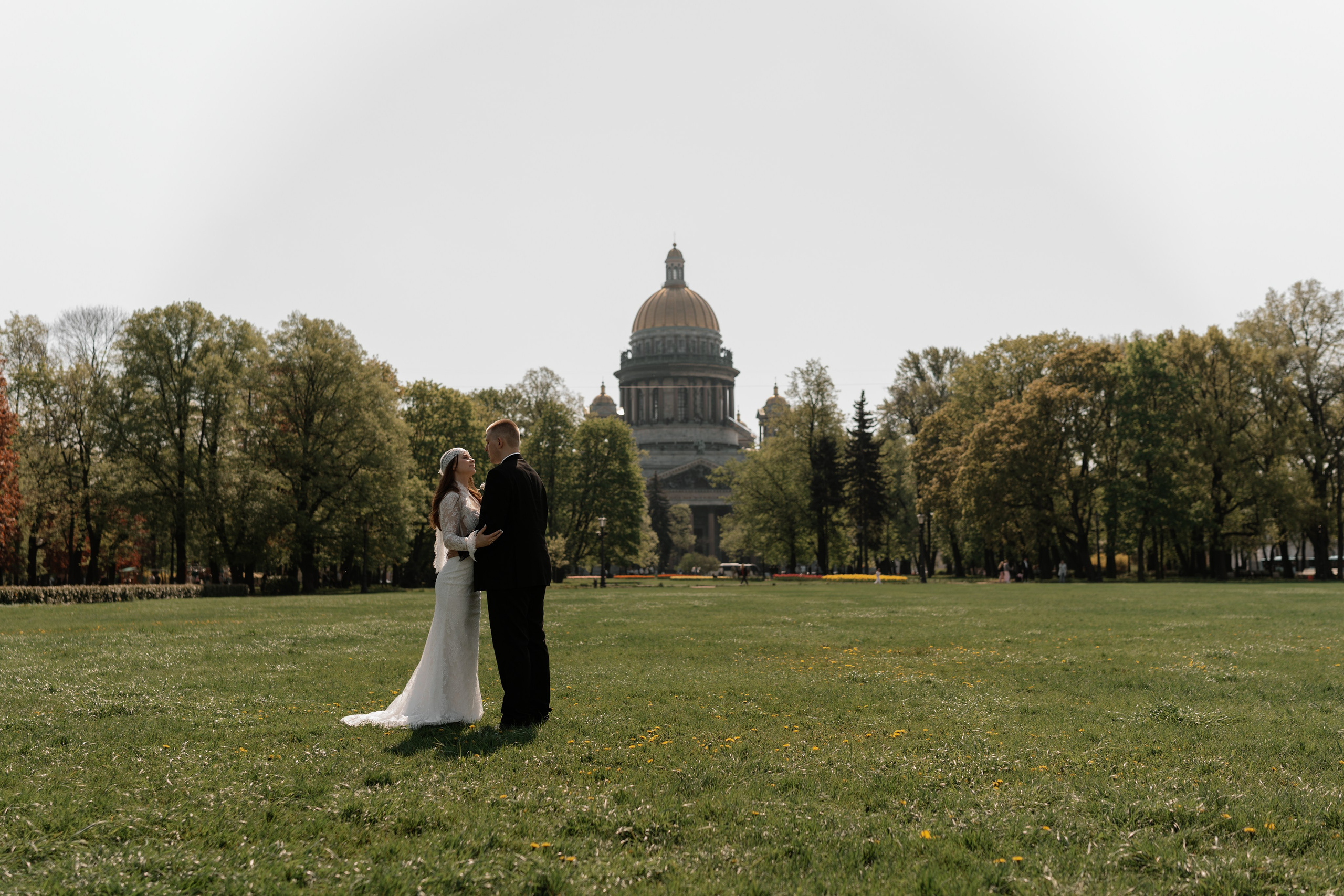 Максим и Валерия. Hmliber — фотограф и контент-креатор из Петербурга