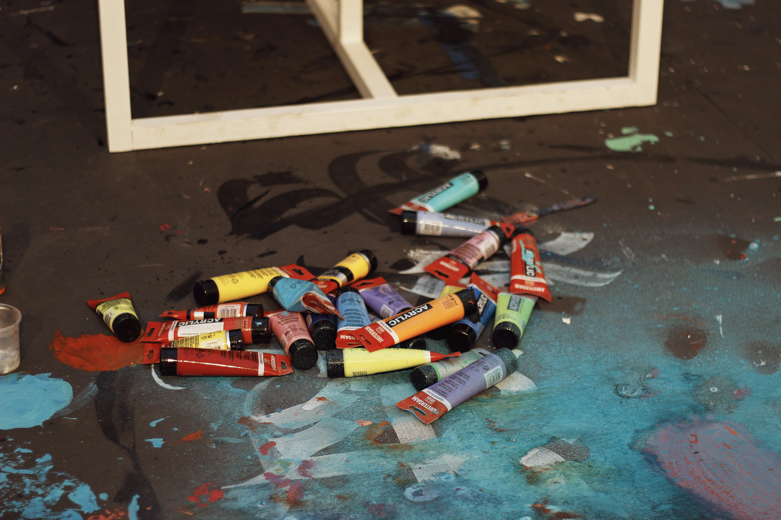 Покрас Лампас. Hmliber — фотограф и контент-креатор из Петербурга