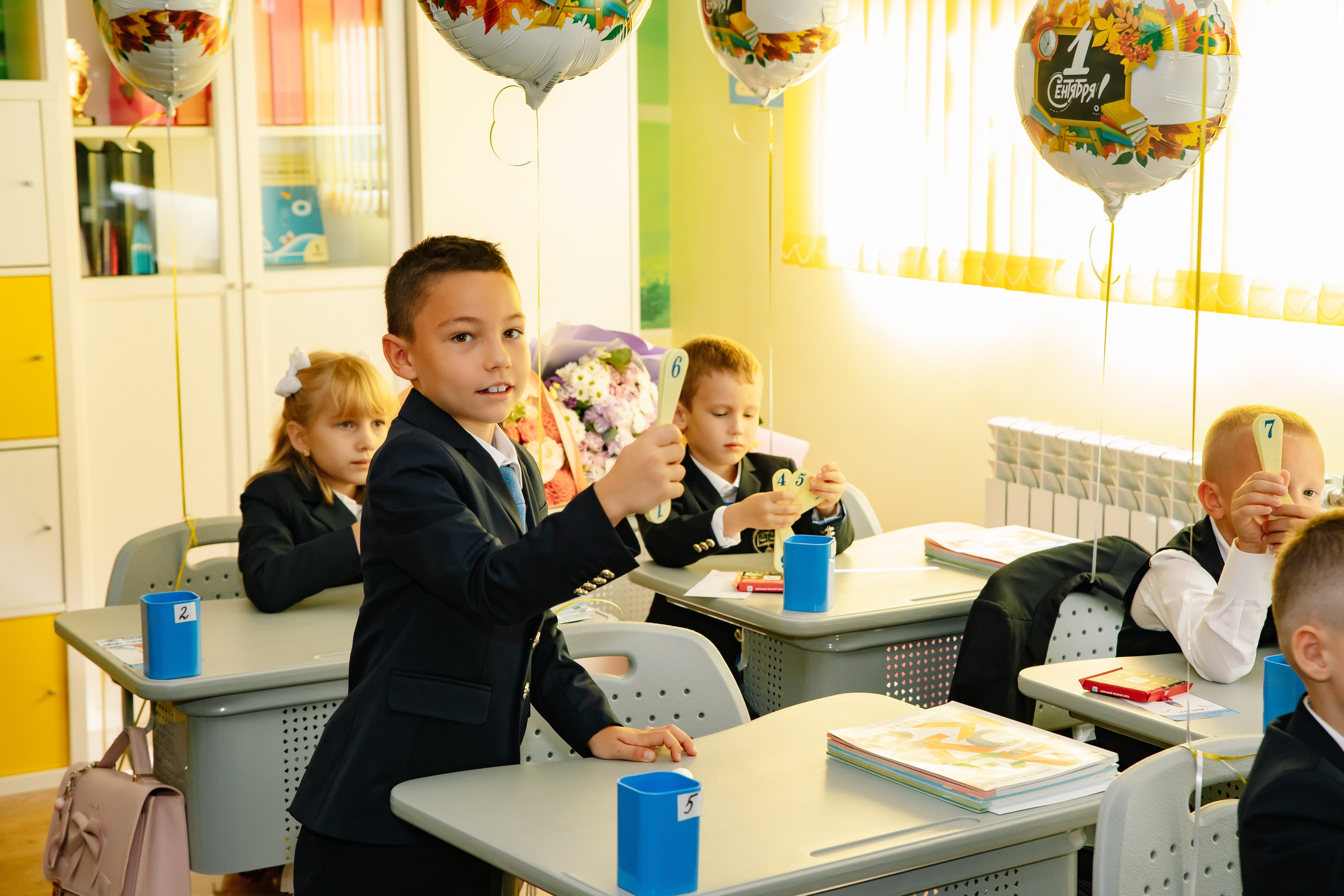Линейка 1Б Школа Права и Экономики. Фотограф в Москве Яна Полосина