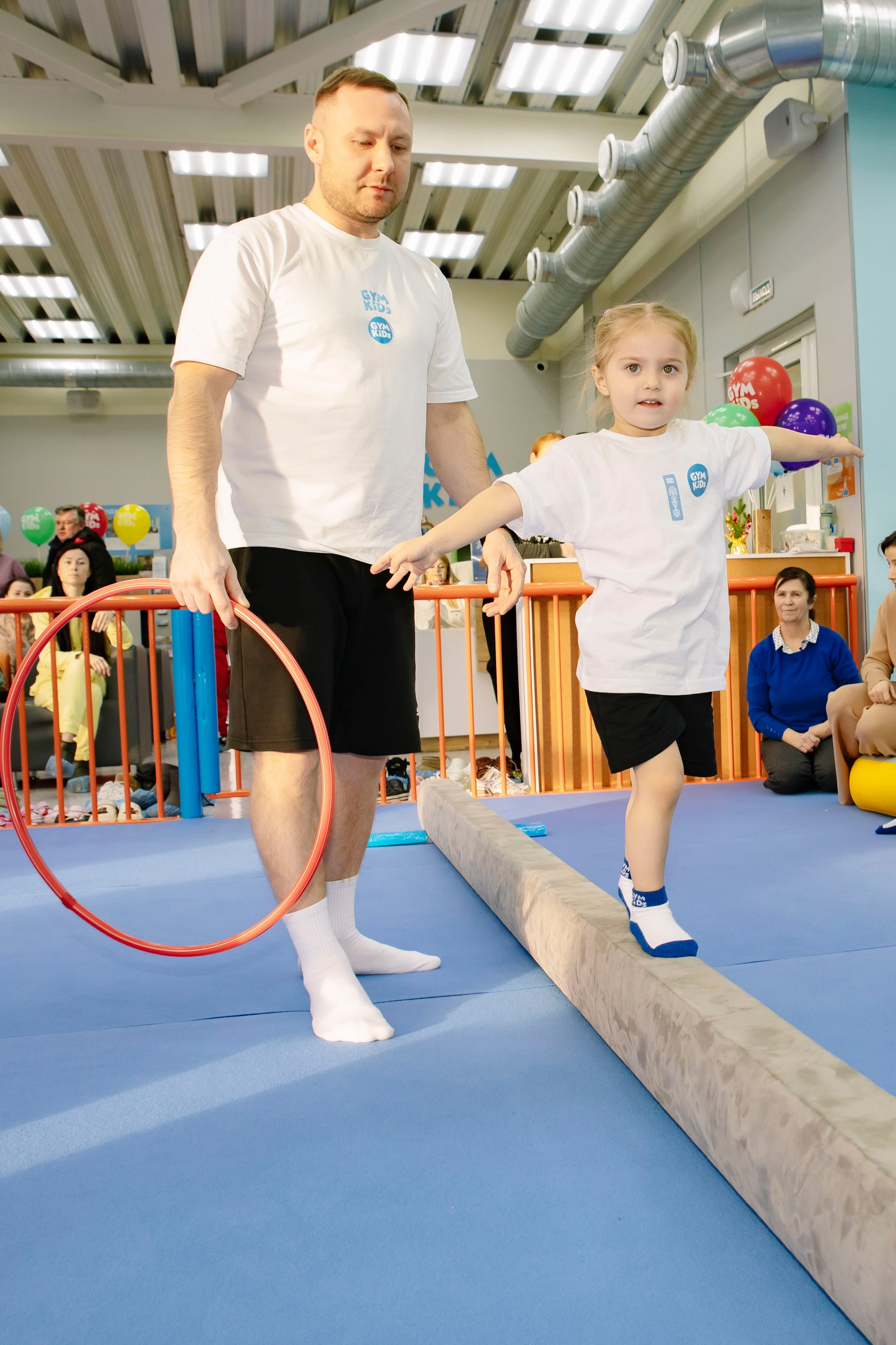 Соревнования по гимнастике в Gymkids Звенигород. Профессиональный фотограф в Москве | Заказать фотосессию и съемку