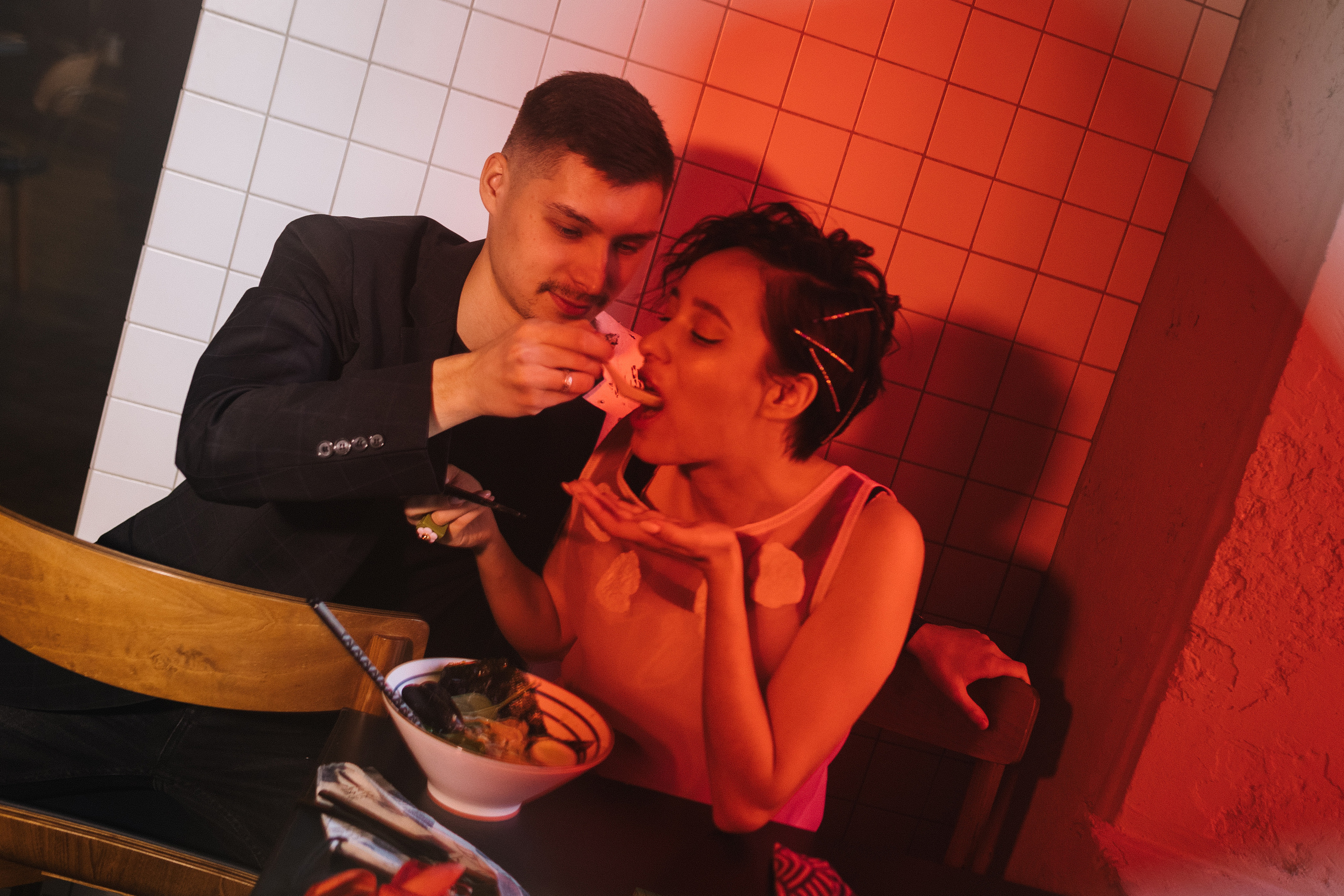 NEON WEDDING. Свадебный фотограф в Ижевске Диля Ахмадишина