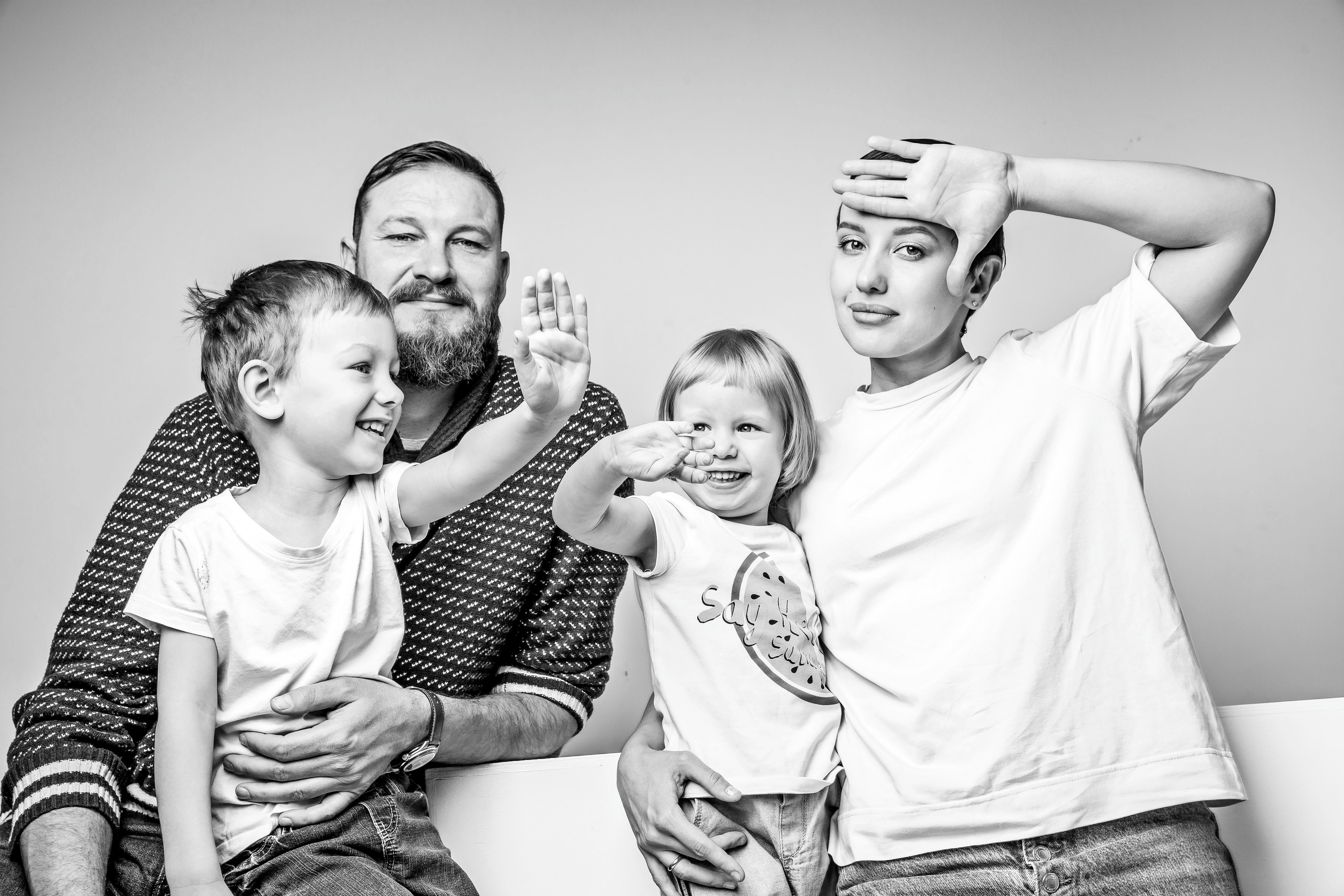 Family shoot. Спасибо за проявленный интерес к моему творчеству! Меня зовут Россохат