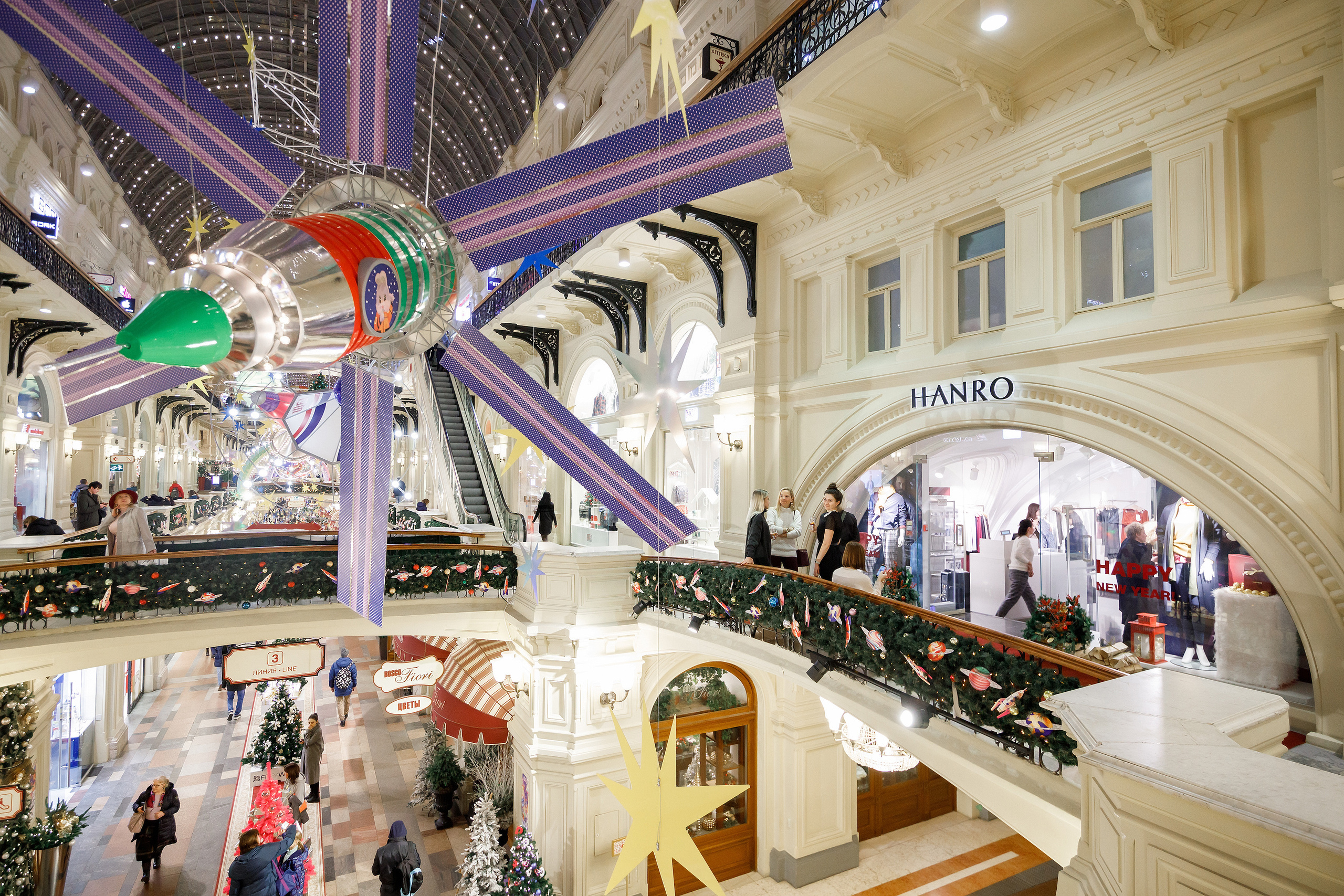 Клиентский день | Магазин женской одежды «Hanro». Репортажный фотограф Семён Борисов | Москва