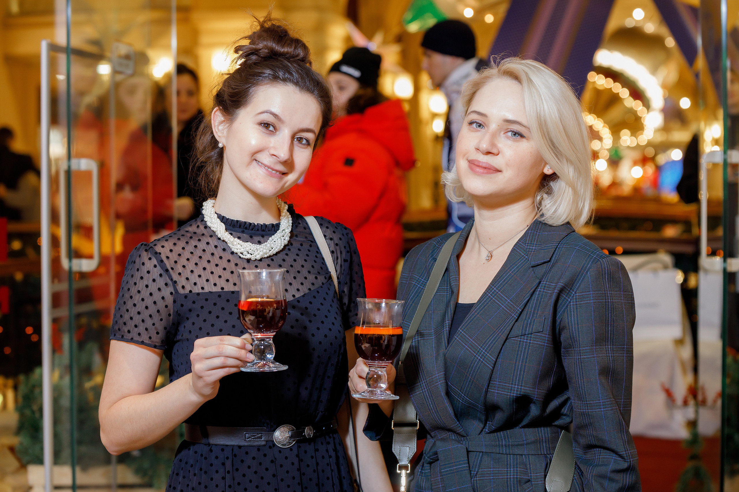 Клиентский день | Магазин женской одежды «Hanro». Репортажный фотограф Семён Борисов | Москва