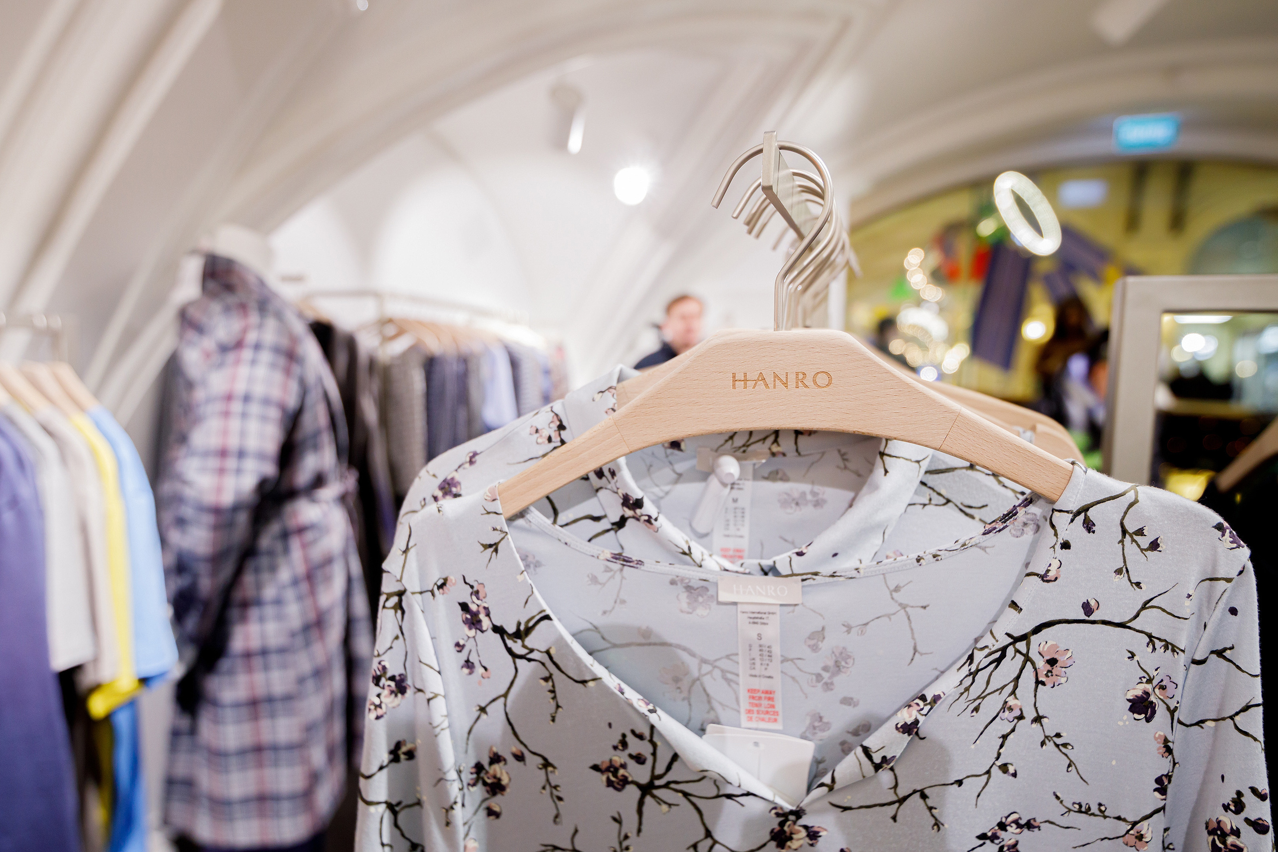 Клиентский день | Магазин женской одежды «Hanro». Репортажный фотограф Семён Борисов | Москва