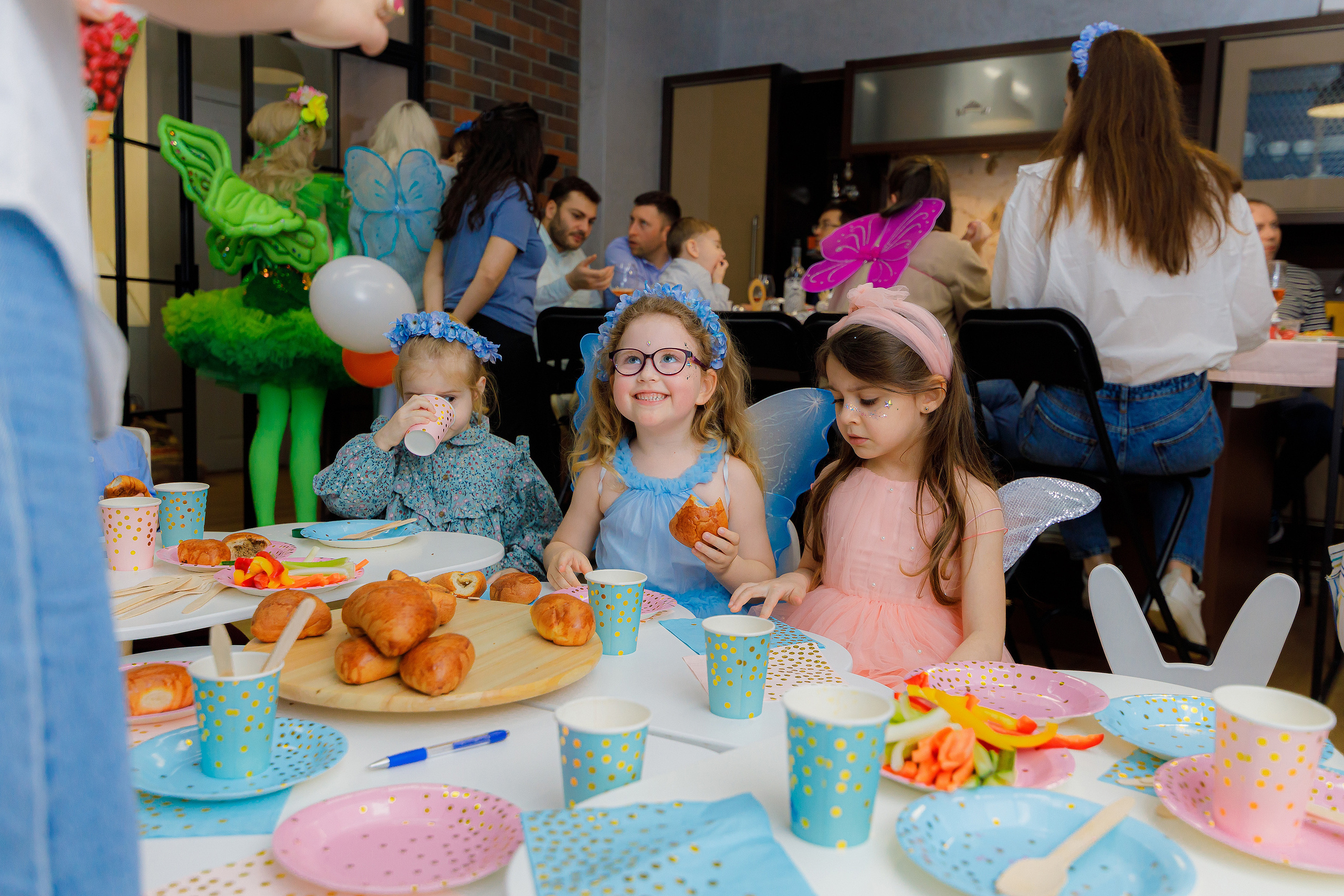 День рождения Анастасии | Loft «My Story». Репортажный фотограф Семён Борисов | Москва