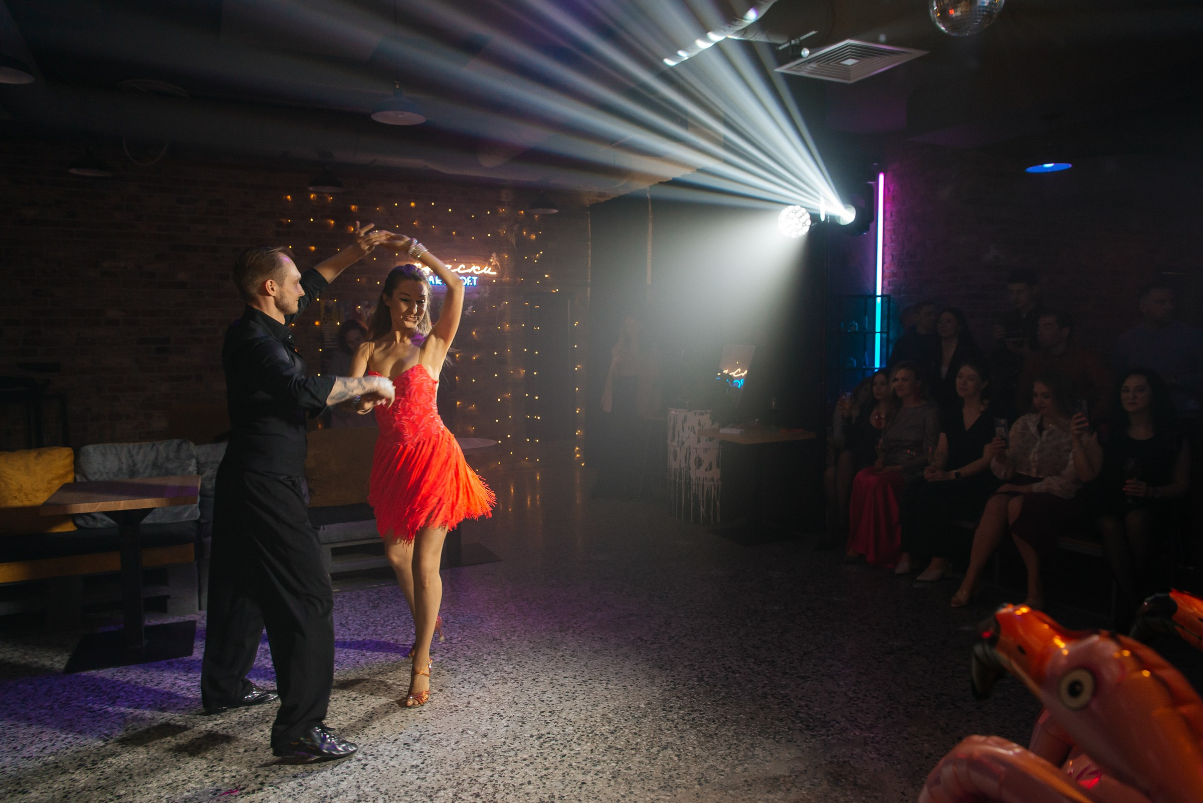 День рождения в Арт Лофт Краски. Профессиональный фотограф в Екатеринбурге Ирина Смирнова