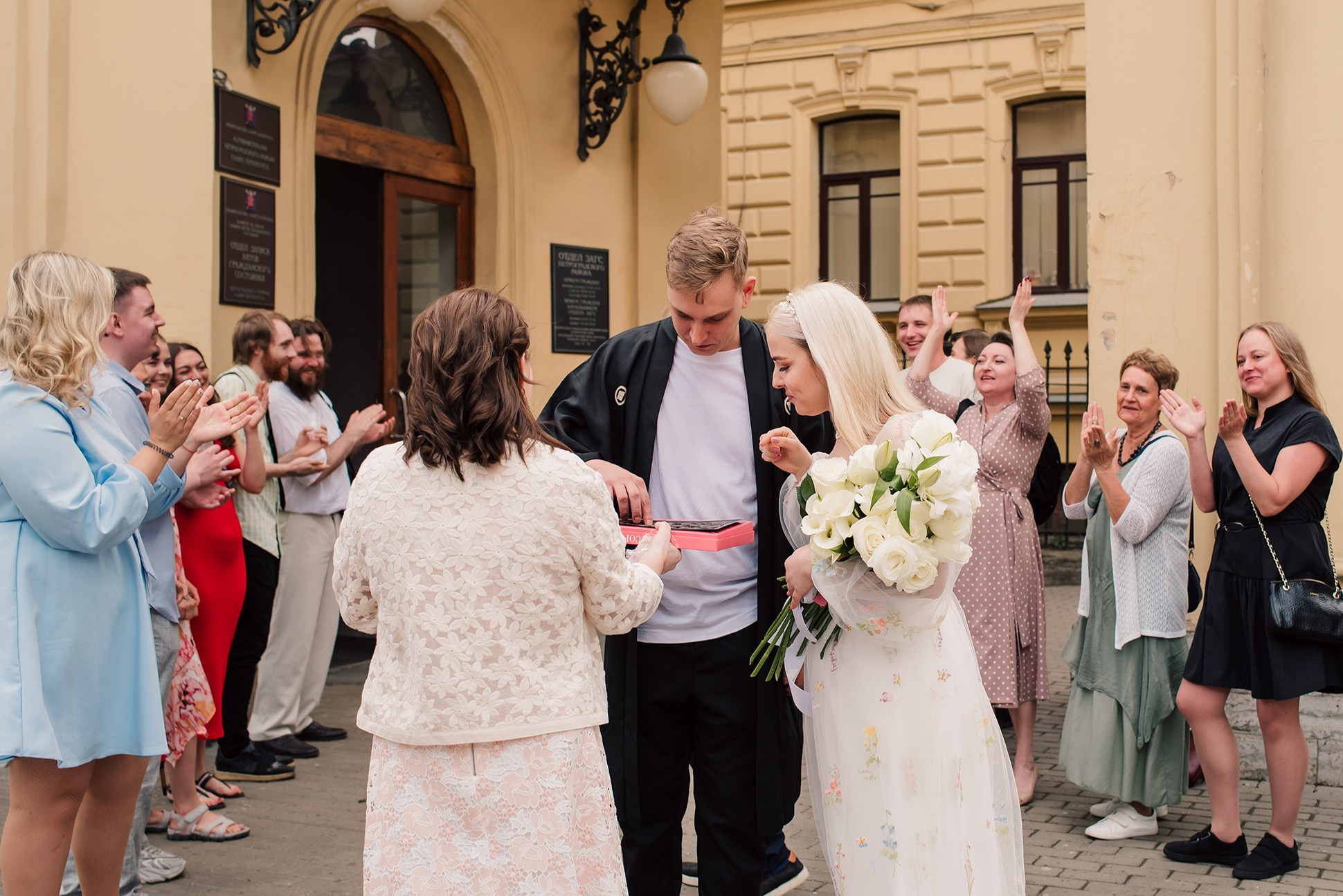 Настя и Артем. Секретный сад. Семейный и Свадебный фотограф. Санкт-Петербург. Пушкин