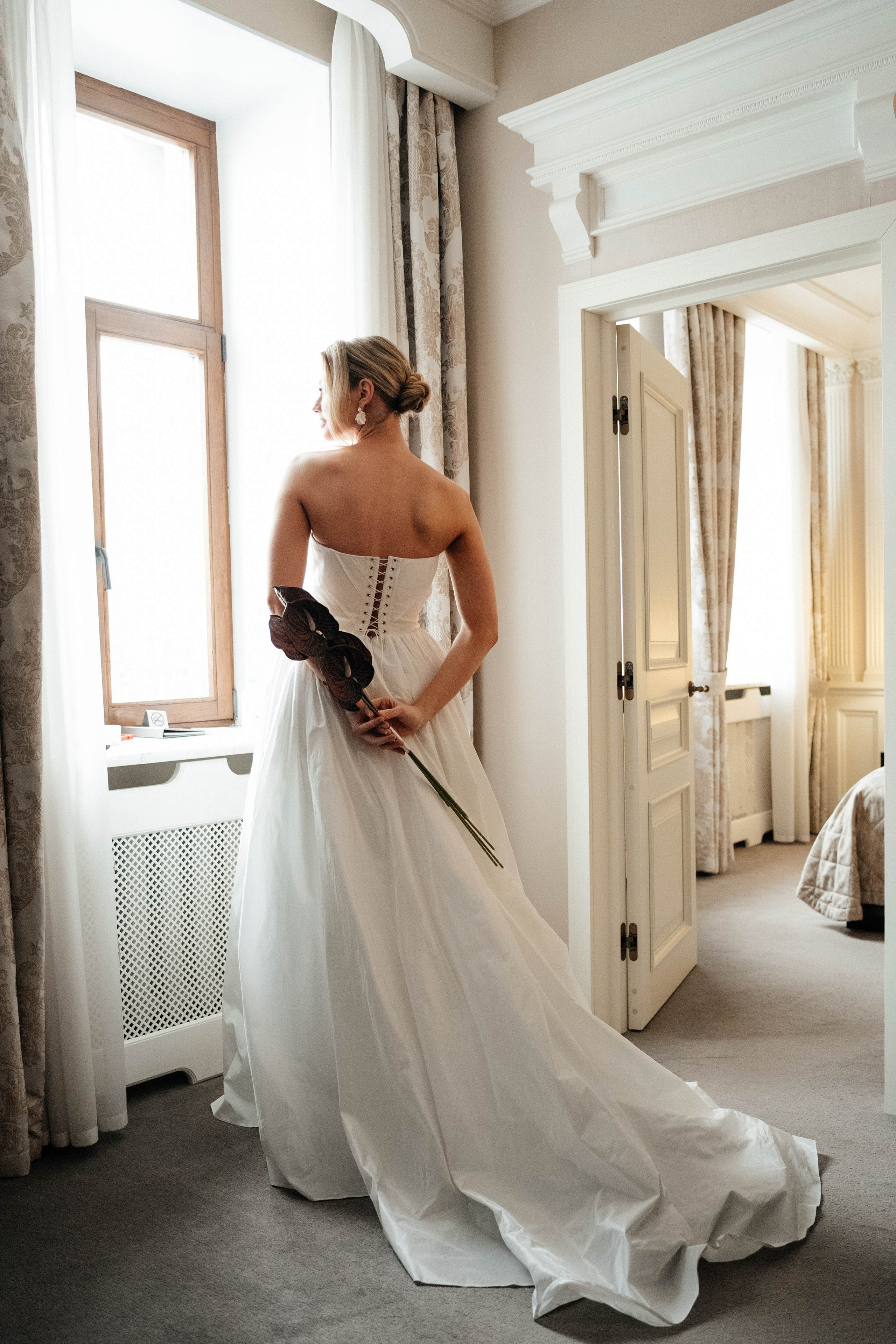 Алексей и Анастасия, творческая съемка в отеле Амбассадор. Свадебный фотограф Москва Александра Аверкова