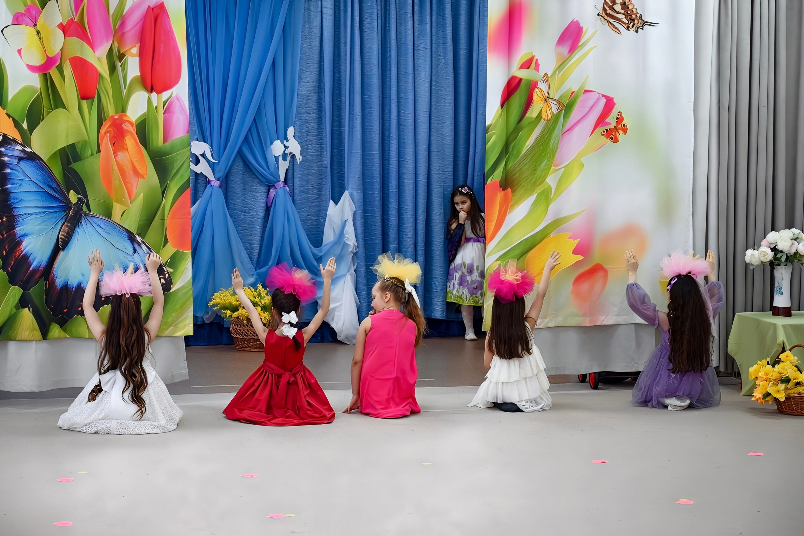 Праздник в группе Цветик семицветик. Семейный и детский фотограф Москва