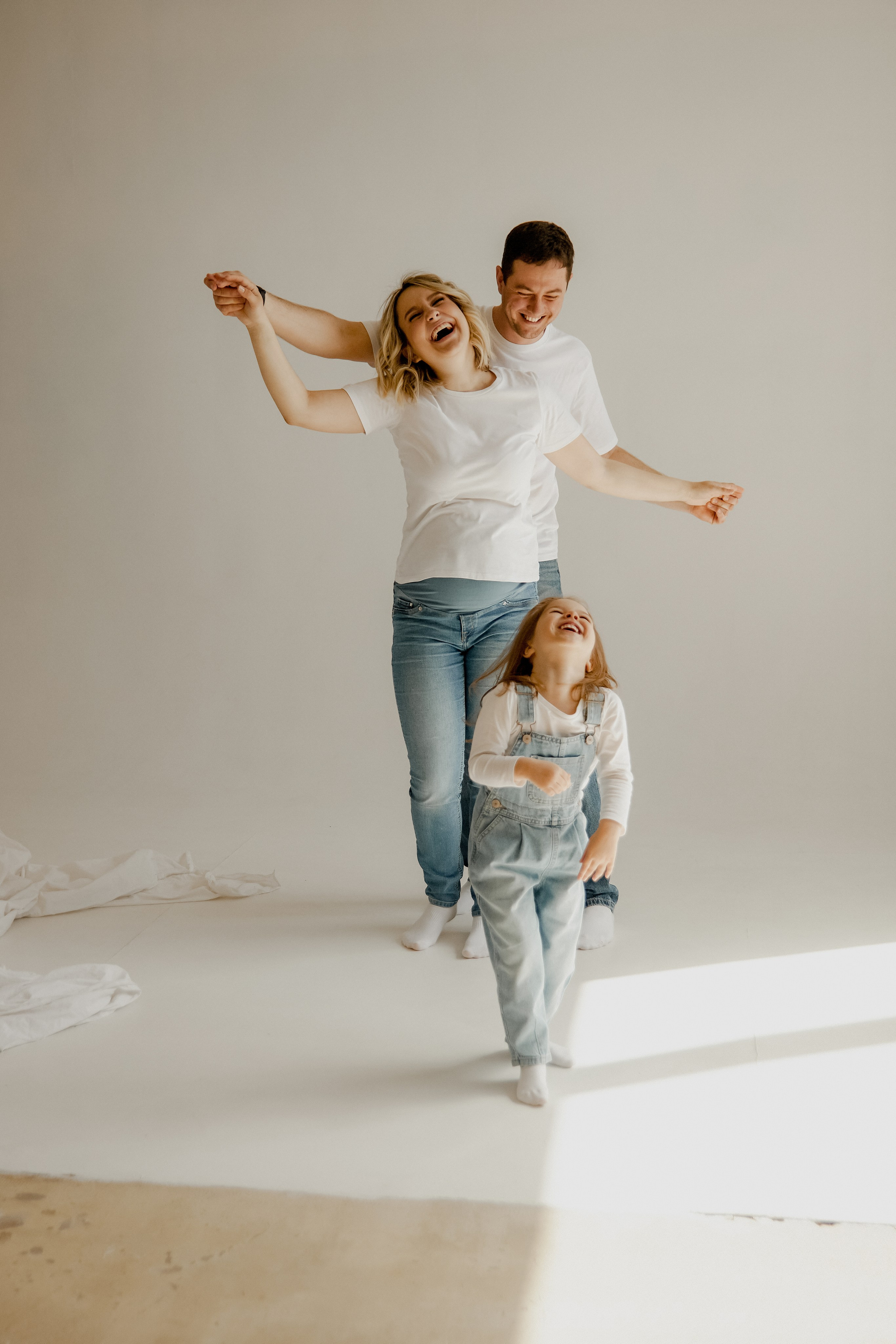 Женя Даша Софи. Фотограф Валерия Крахмалева