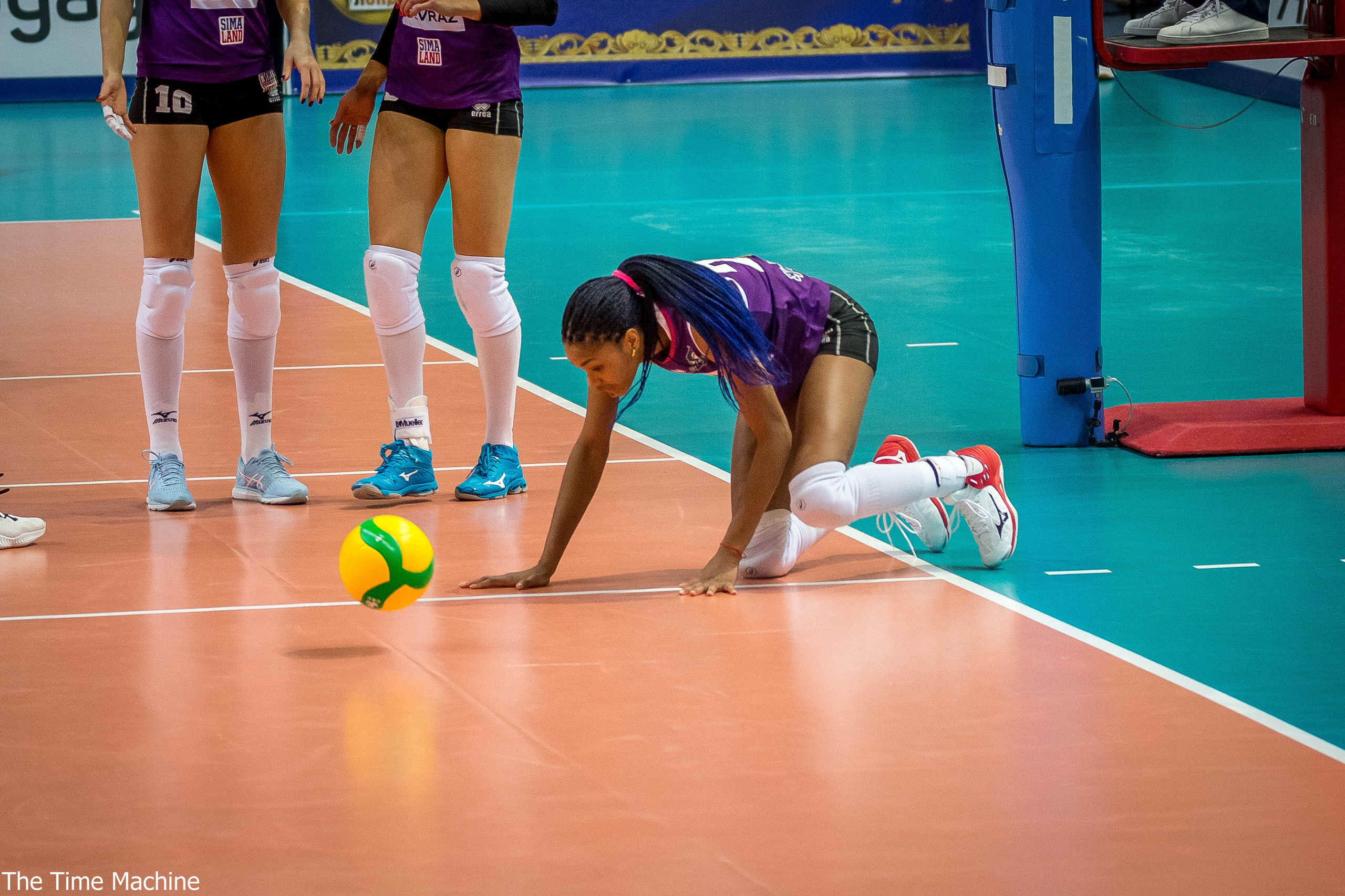 ЖОПКИ. Фотограф для маркетплейсов Михаил Бове