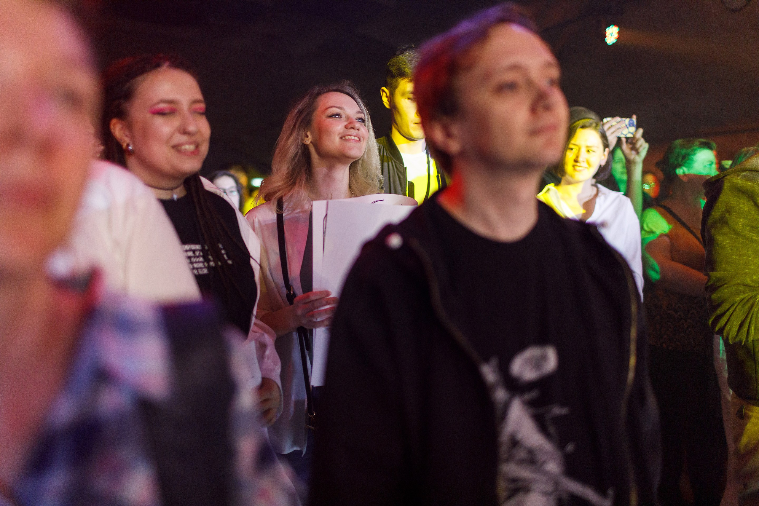 Репортажная фотосъемка концерта. Профессиональный фотограф в Новосибирске