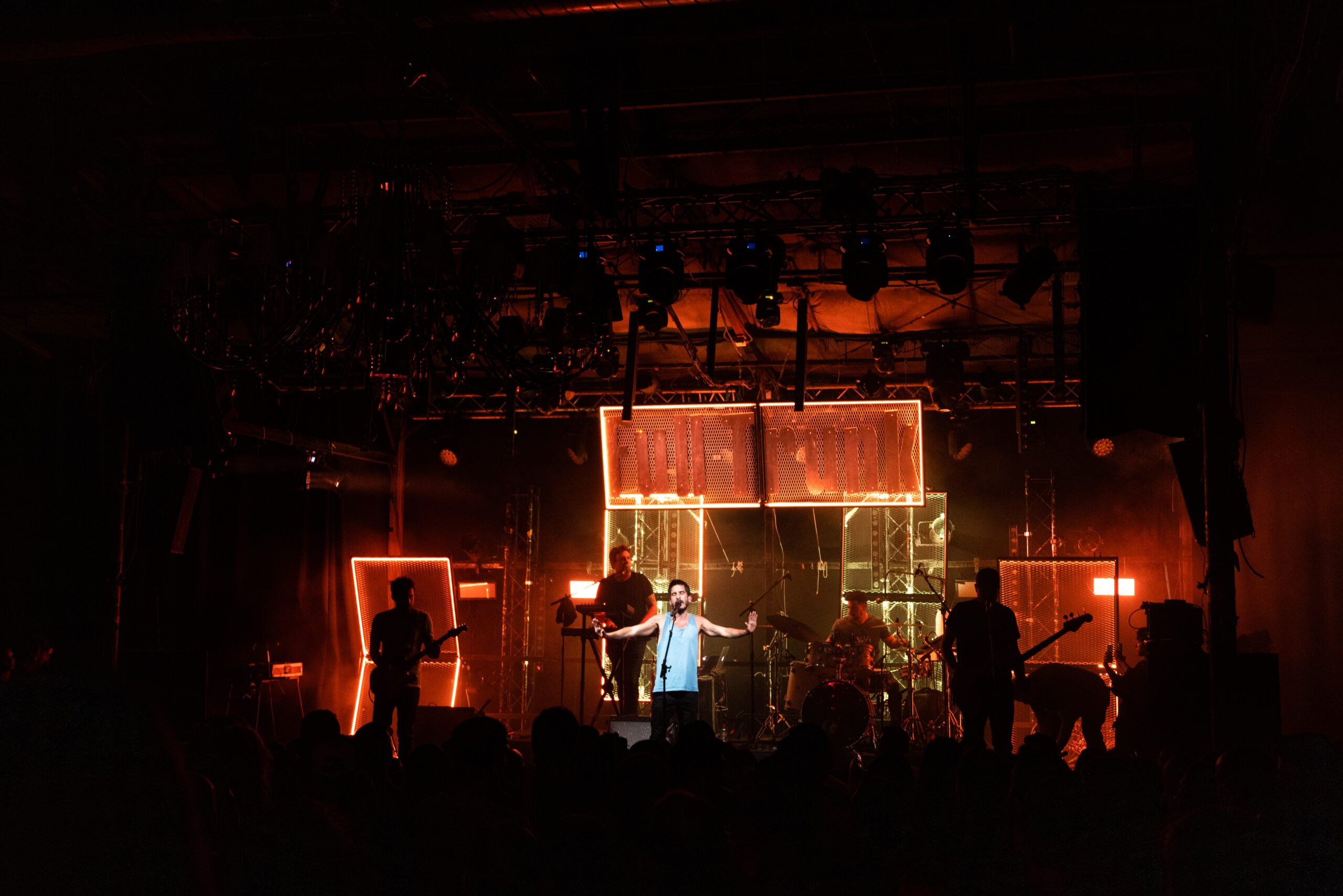 Shows. Noam Paradise Photographer