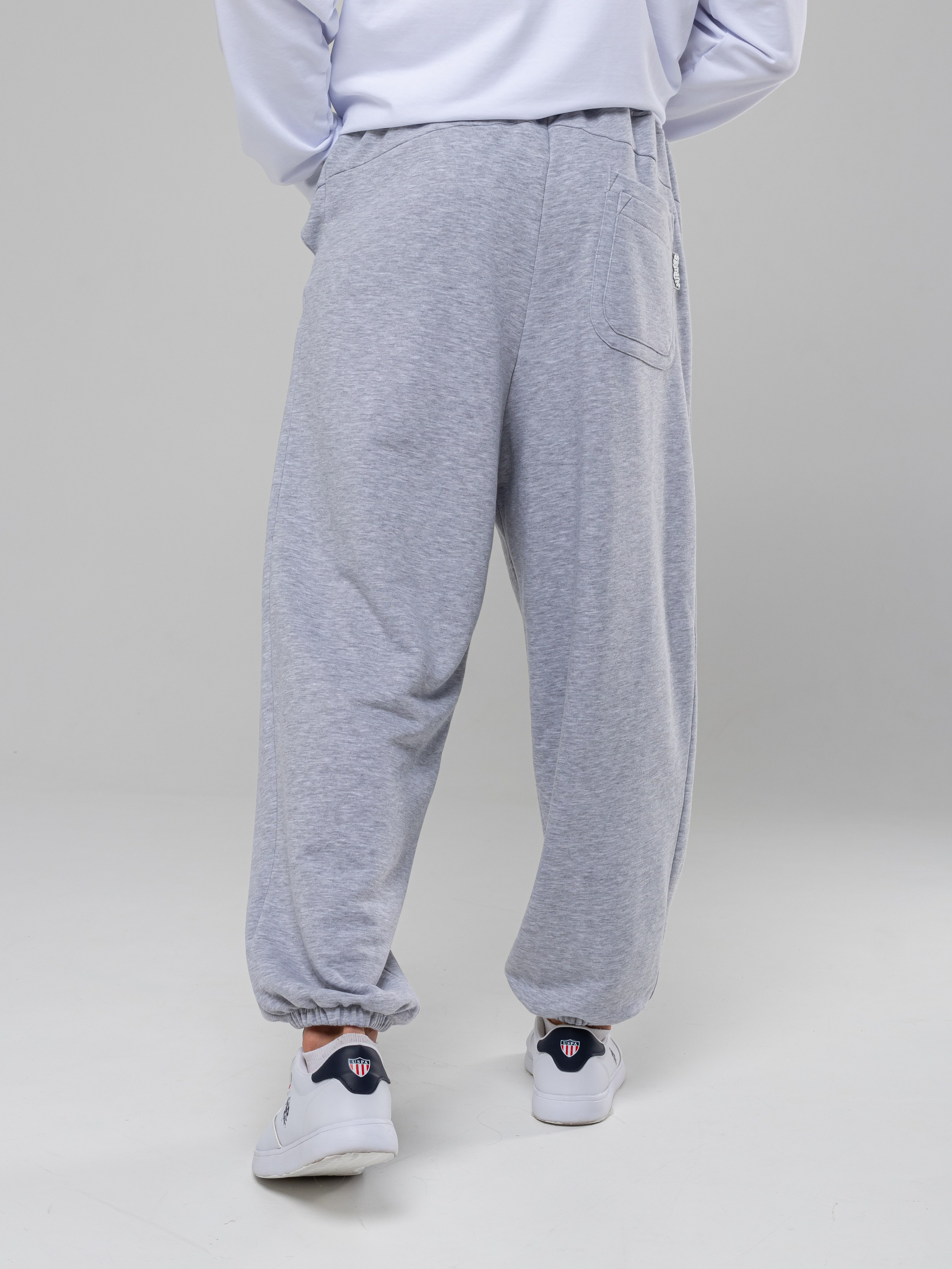 Худи и штаны. Фотограф в Краснодаре Арина Кудряшова