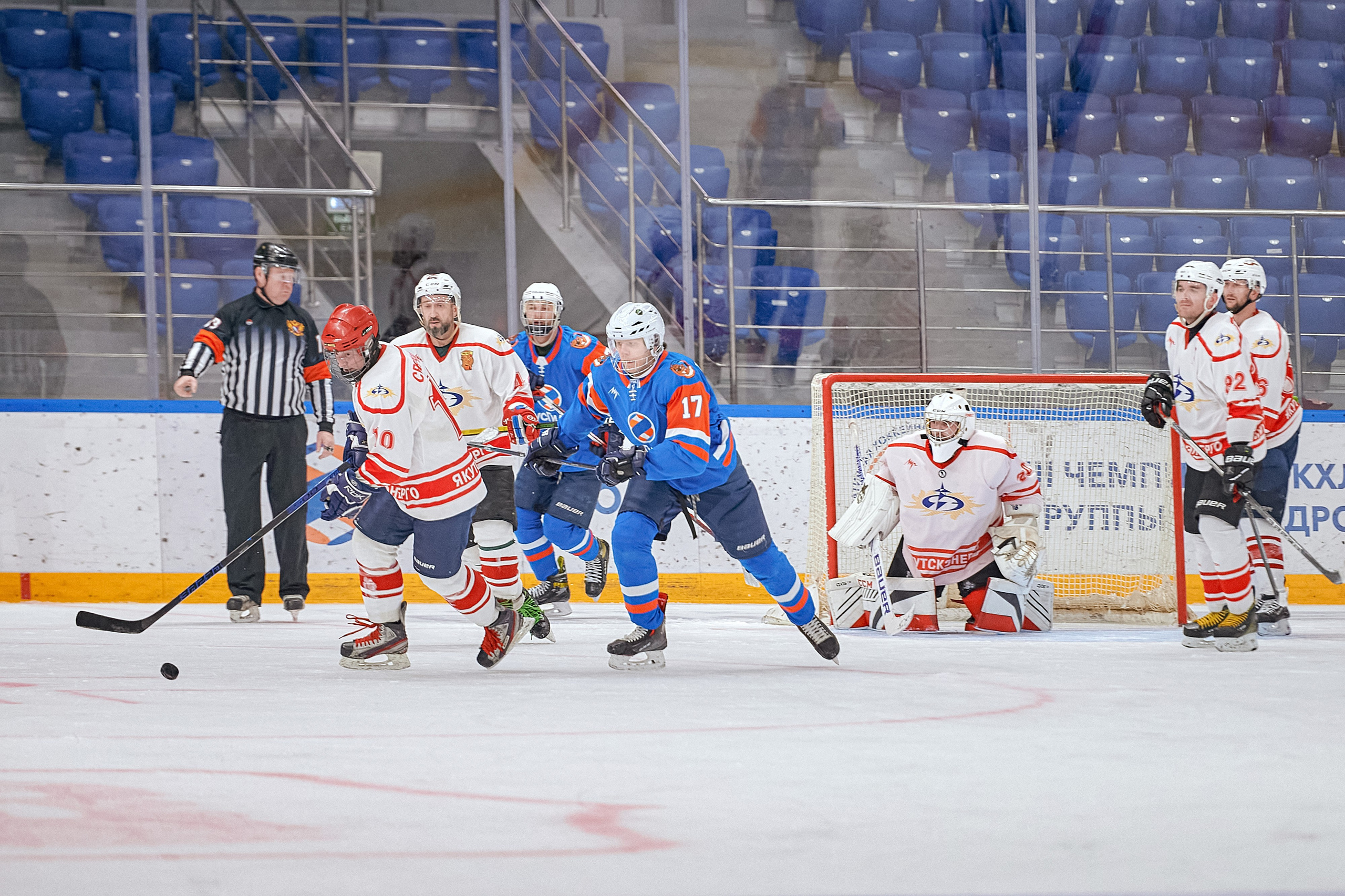 Портфолио репортажной фотосъёмки: Кристалл арена — Хоккей — РусГидро. Фотограф Яковлев Роман — Красноярск