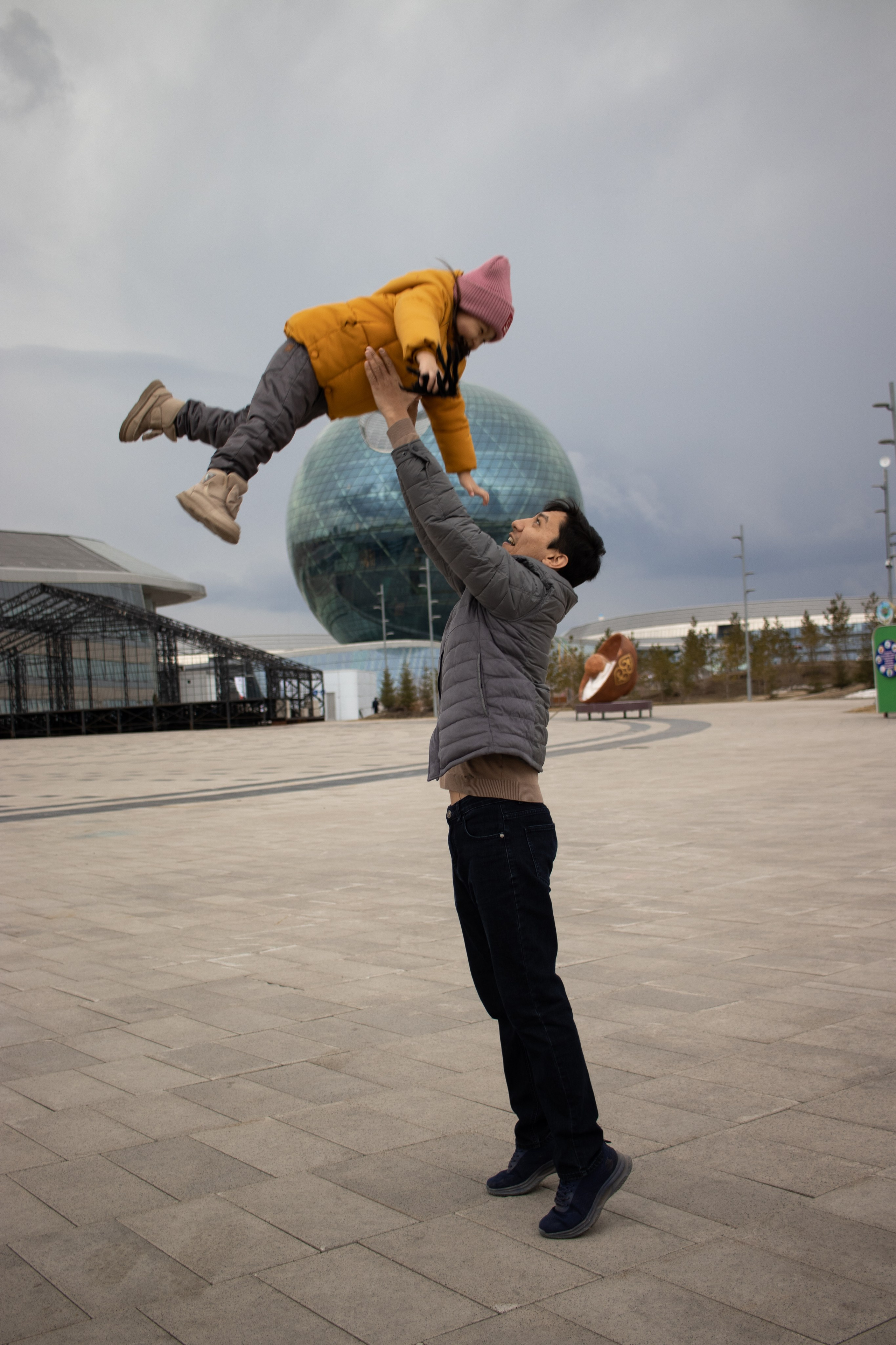 Фотопрогулка. Фотограф в Астане, индивидуальная, семейная, домашняя фотосессия