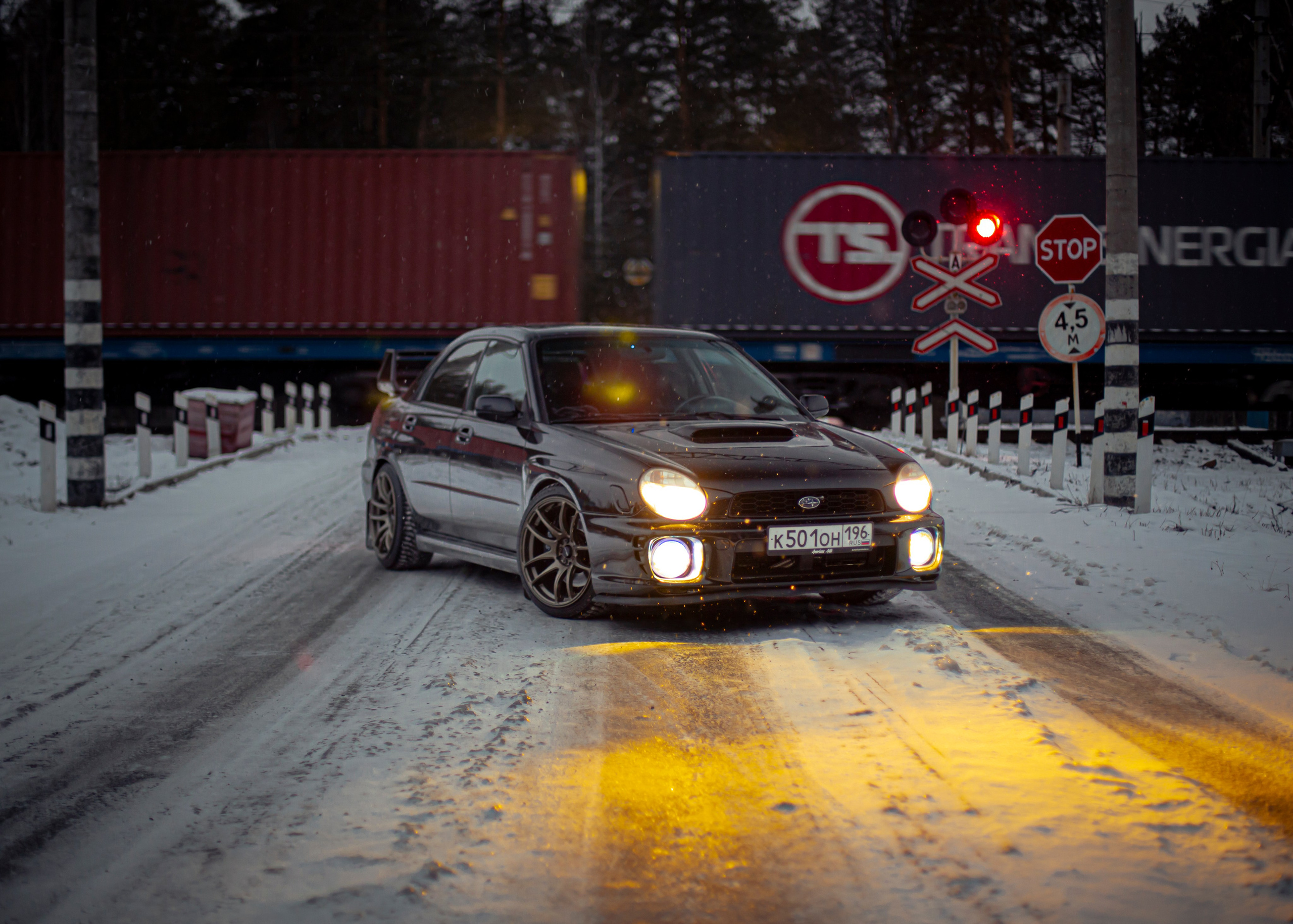 Subaru Impreza WRX STI. Автомобильный фотограф в Екатеринбурге Сергей Эндерс