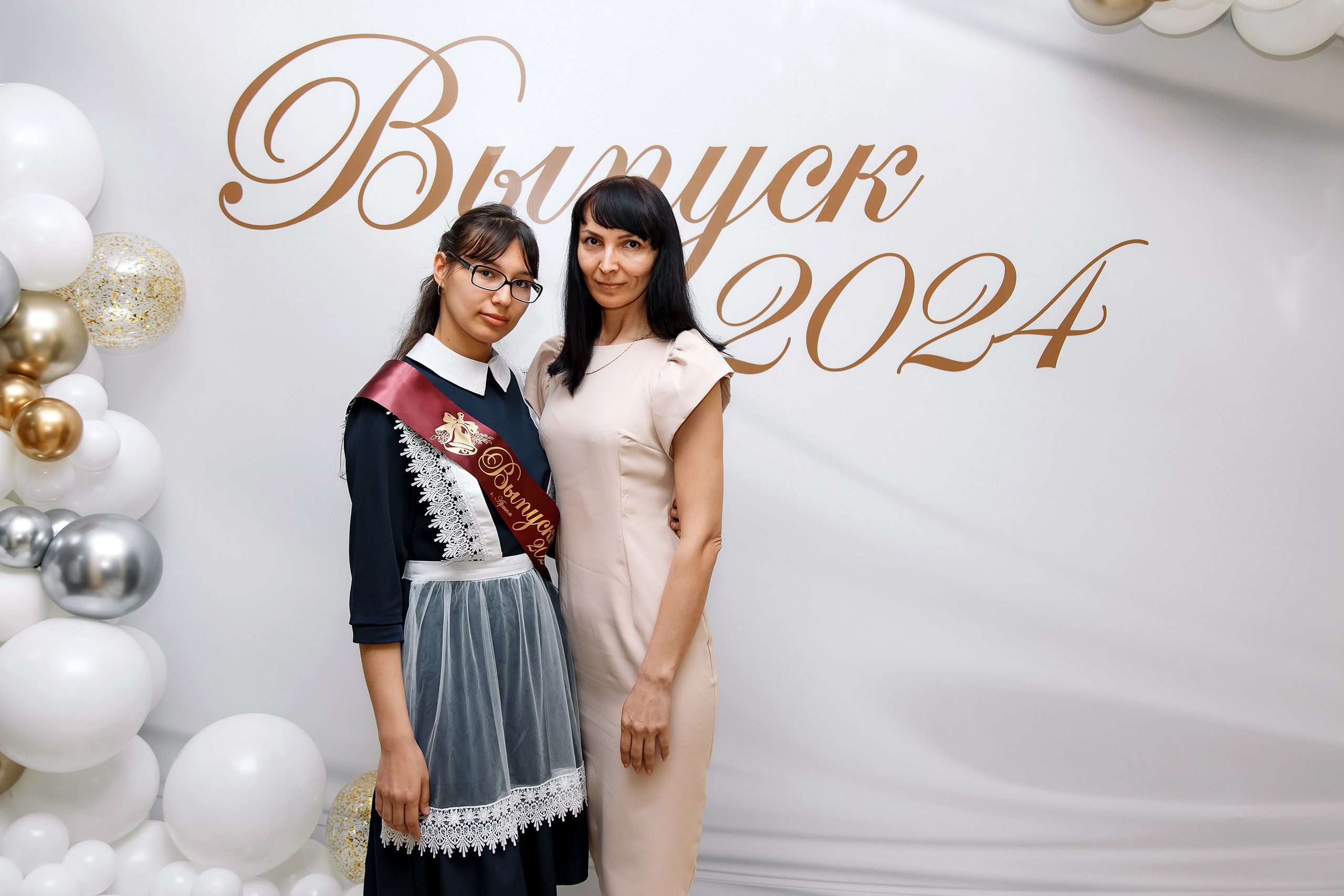 11 класс Последний звонок. Фотограф Любовь Корниенко, Примоский край