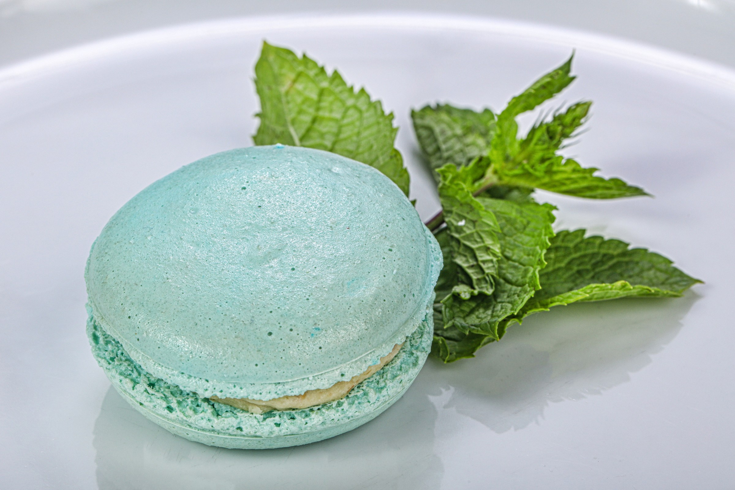 Фотосъемка десертов и выпечки. Заказ по тел.: +7 (906) 006-90-22. Фуд-фотограф Андрей Старостин — съемка еды в Москве. 9000 руб. в час