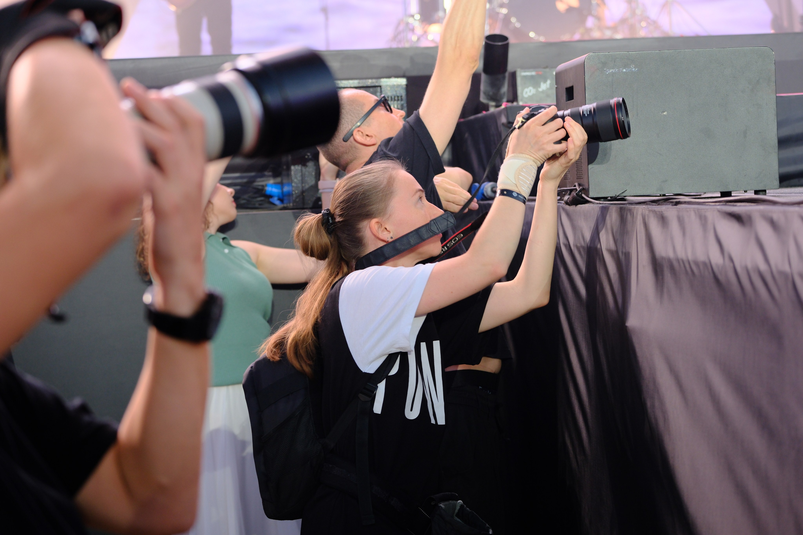 Диана Арбенина (группа «Ночные снайперы») — Москва, МТС Live Лето 2024. RedGeek - блогер и стручњак за образовање и ИТ Кирил Ситнов