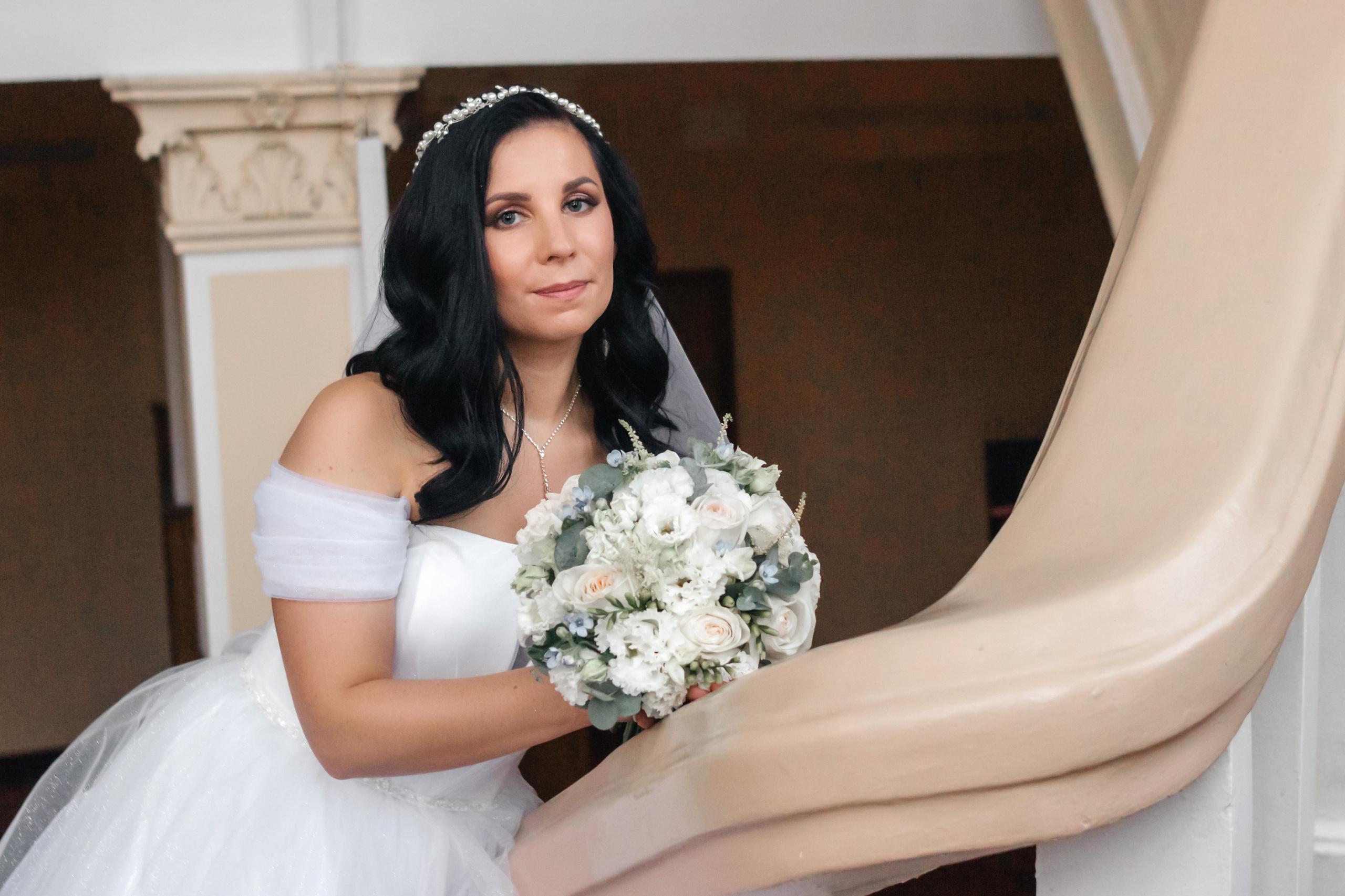 Свадебная фотосъемка для двоих в студии Акт Первый. Свадебный фотограф и фотограф Love-Store в Нижнем Новгороде Анастасия