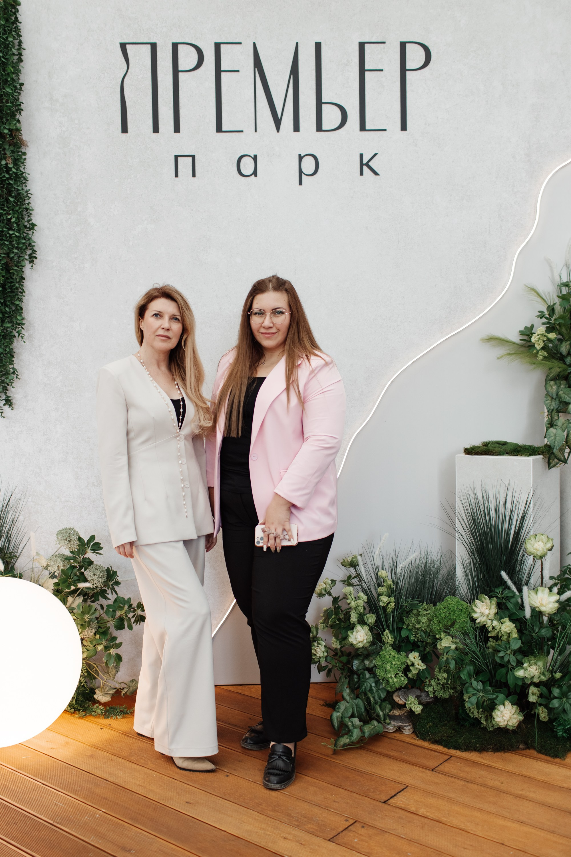 ГК «Стройальянс» Презентация ЖК «Премьер парк». Свадебный репортажный семейный фотограф